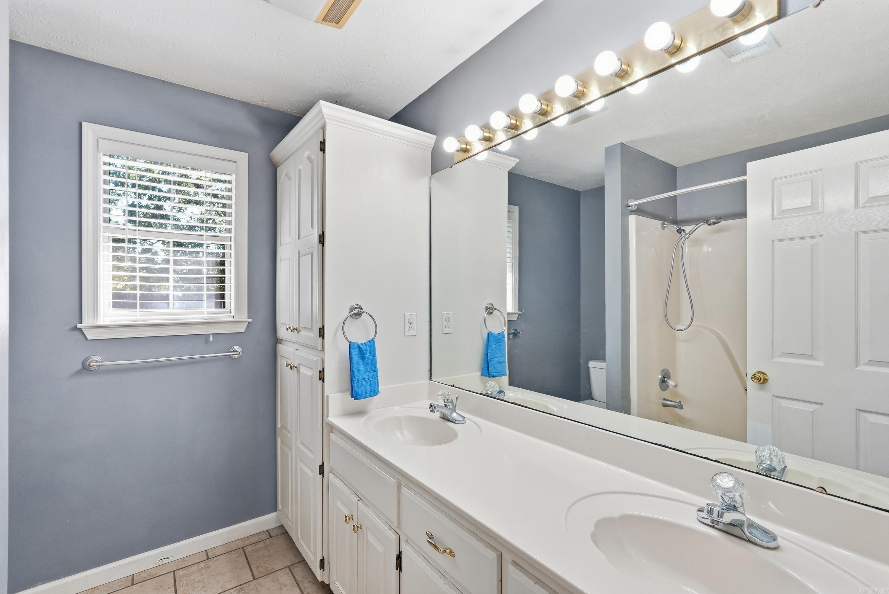 2145 Dillard Drive Property Photo 14