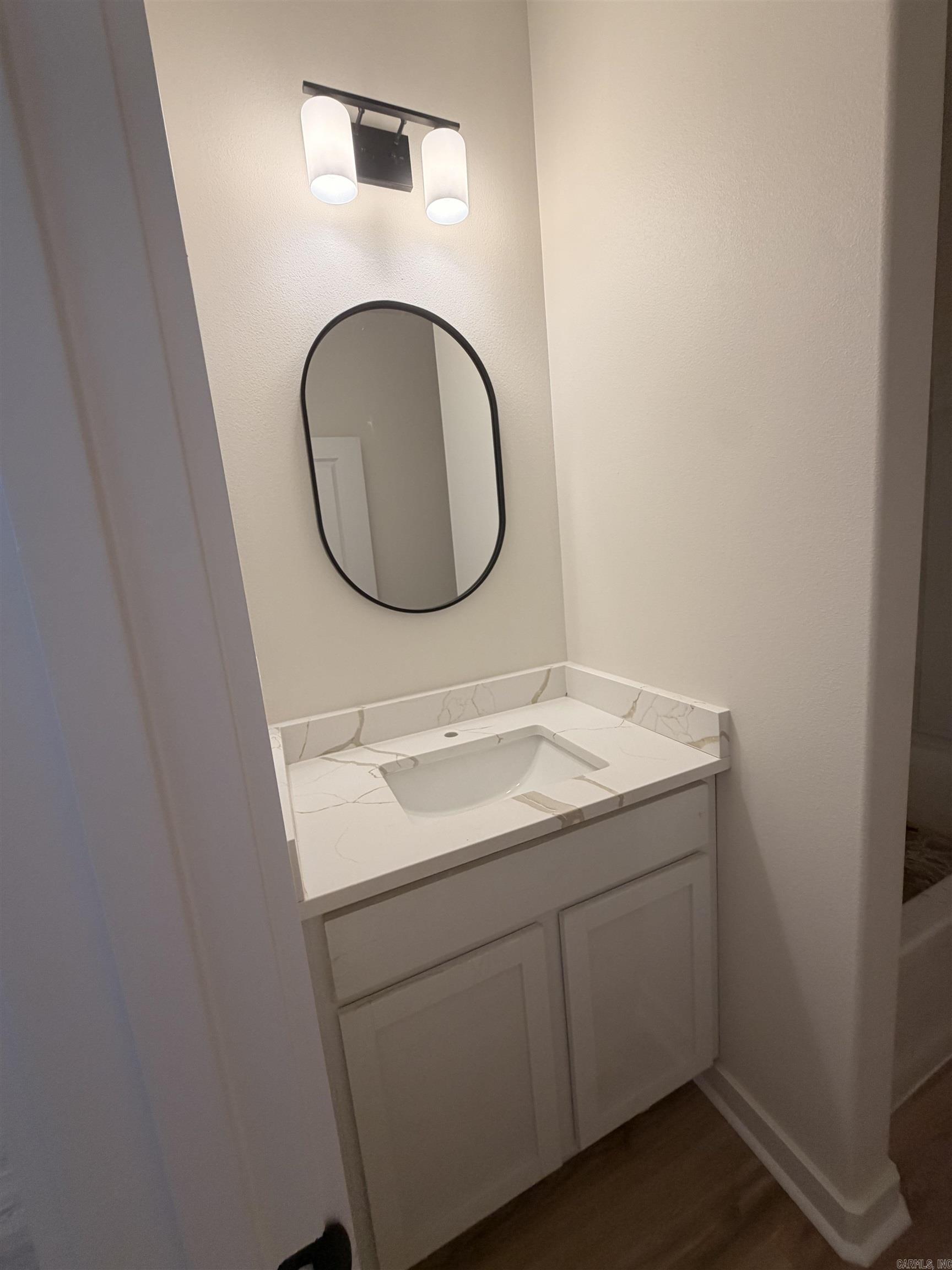 334 Everest Street Property Photo 7
