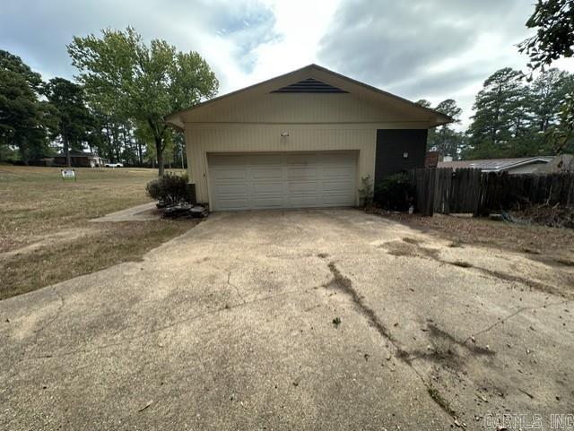 917 Highland Circle Property Photo 8