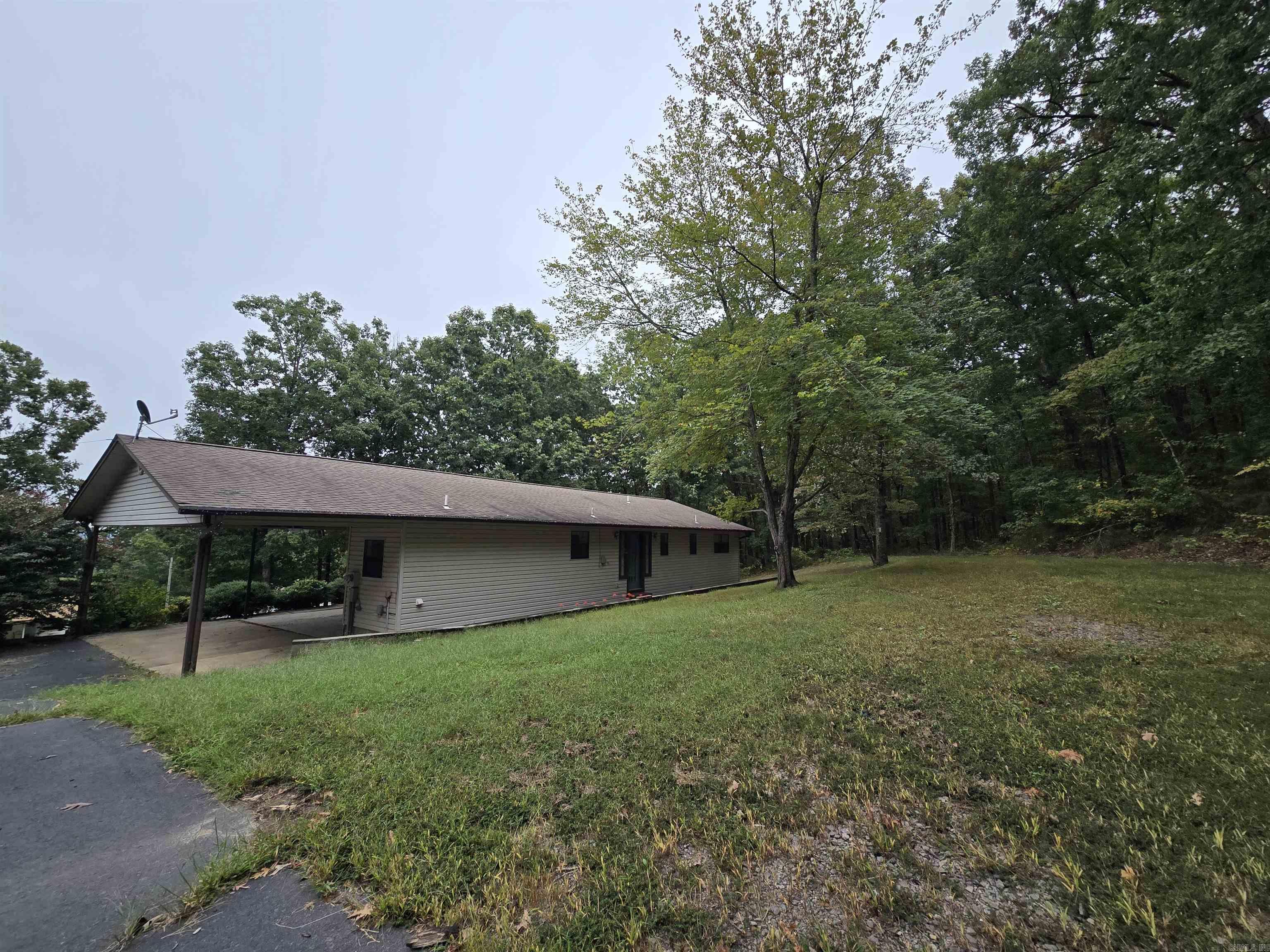 361 Radio Property Photo 6