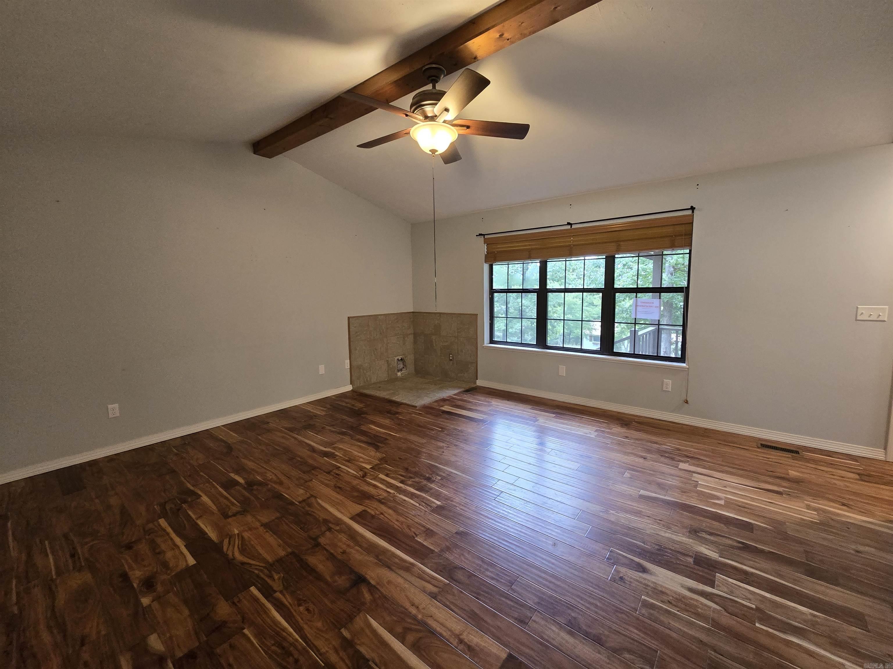 361 Radio Property Photo 20