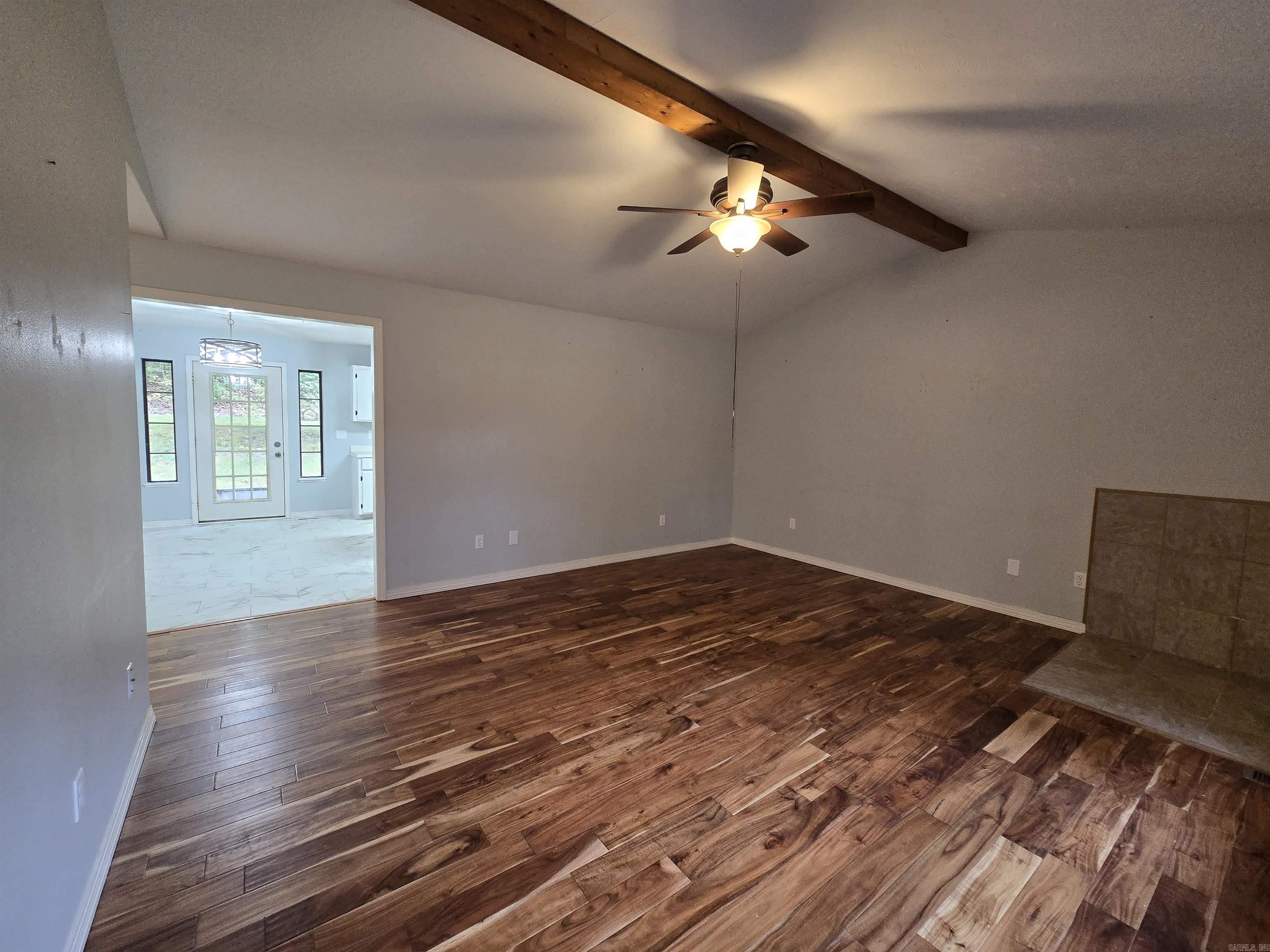 361 Radio Property Photo 22