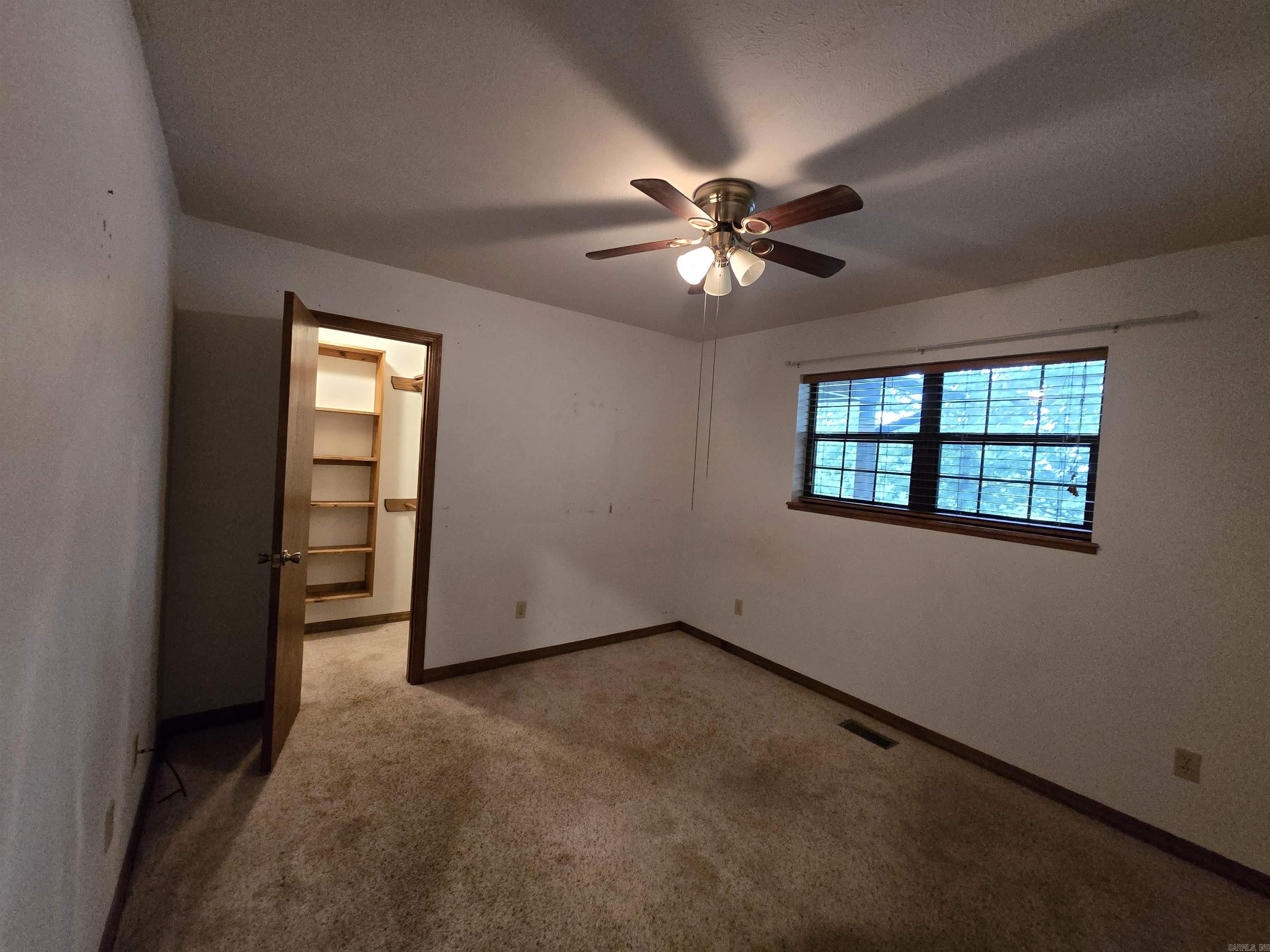 361 Radio Property Photo 25
