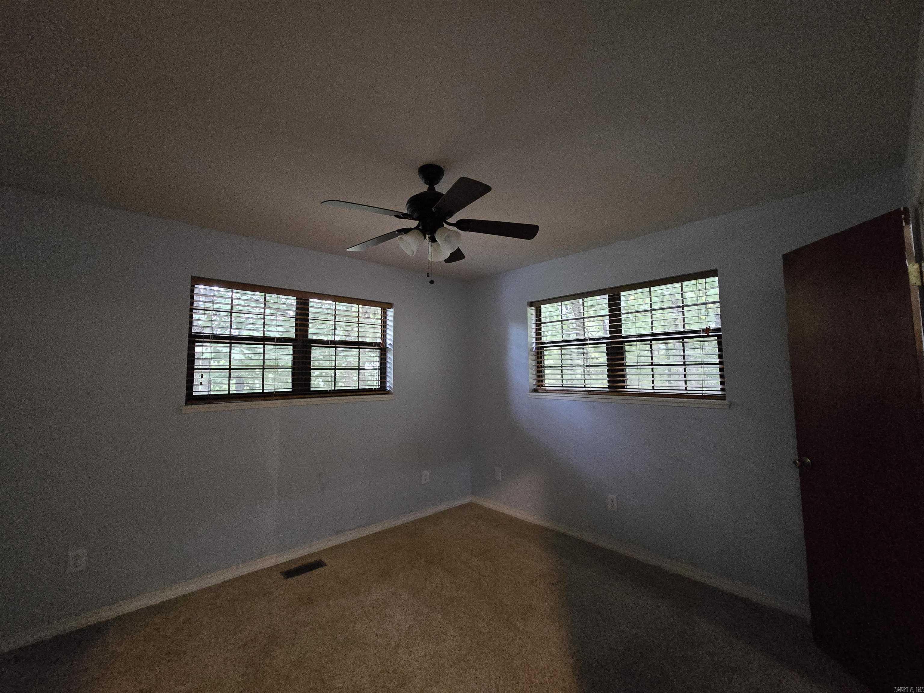 361 Radio Property Photo 27