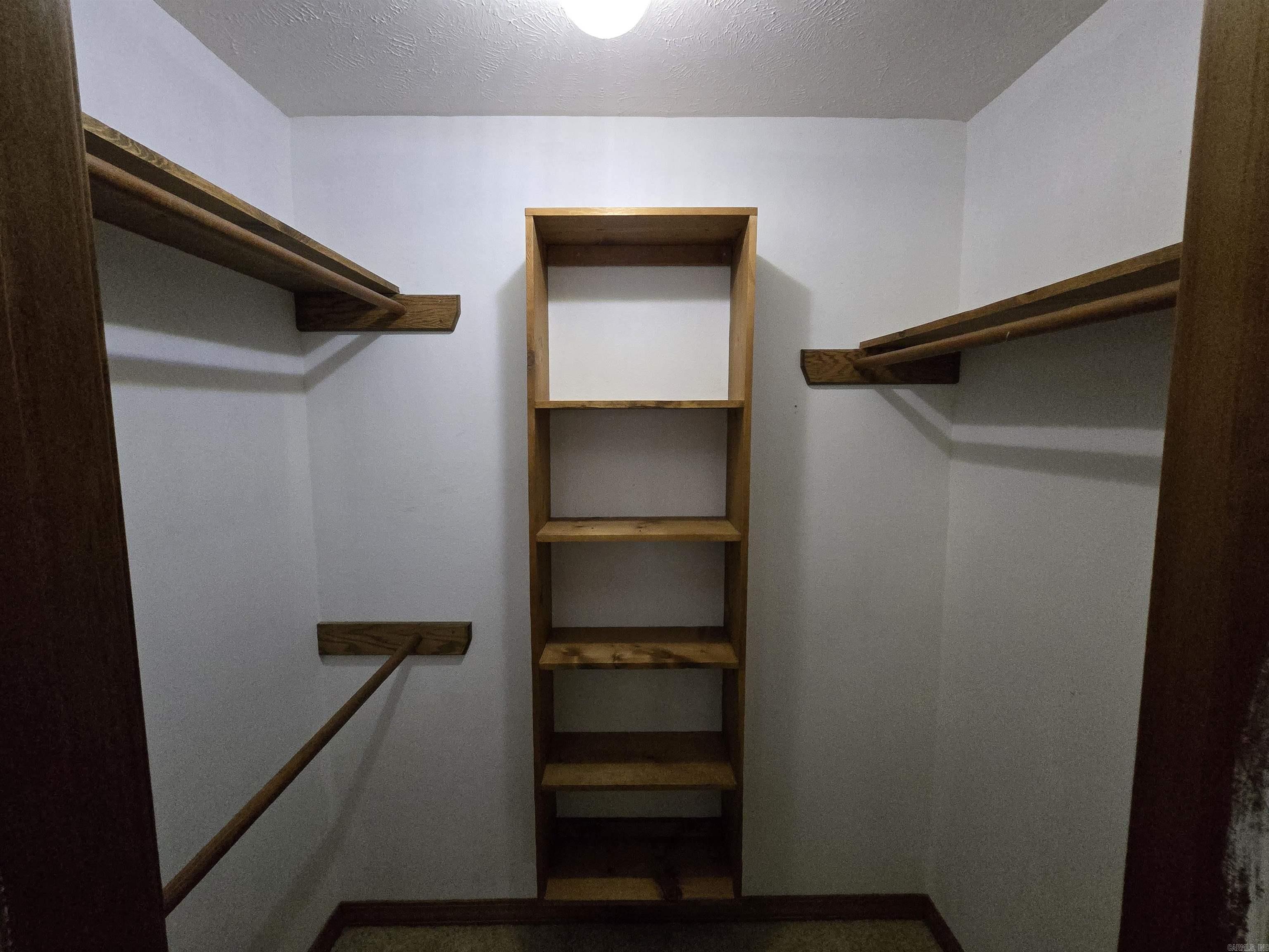 361 Radio Property Photo 29
