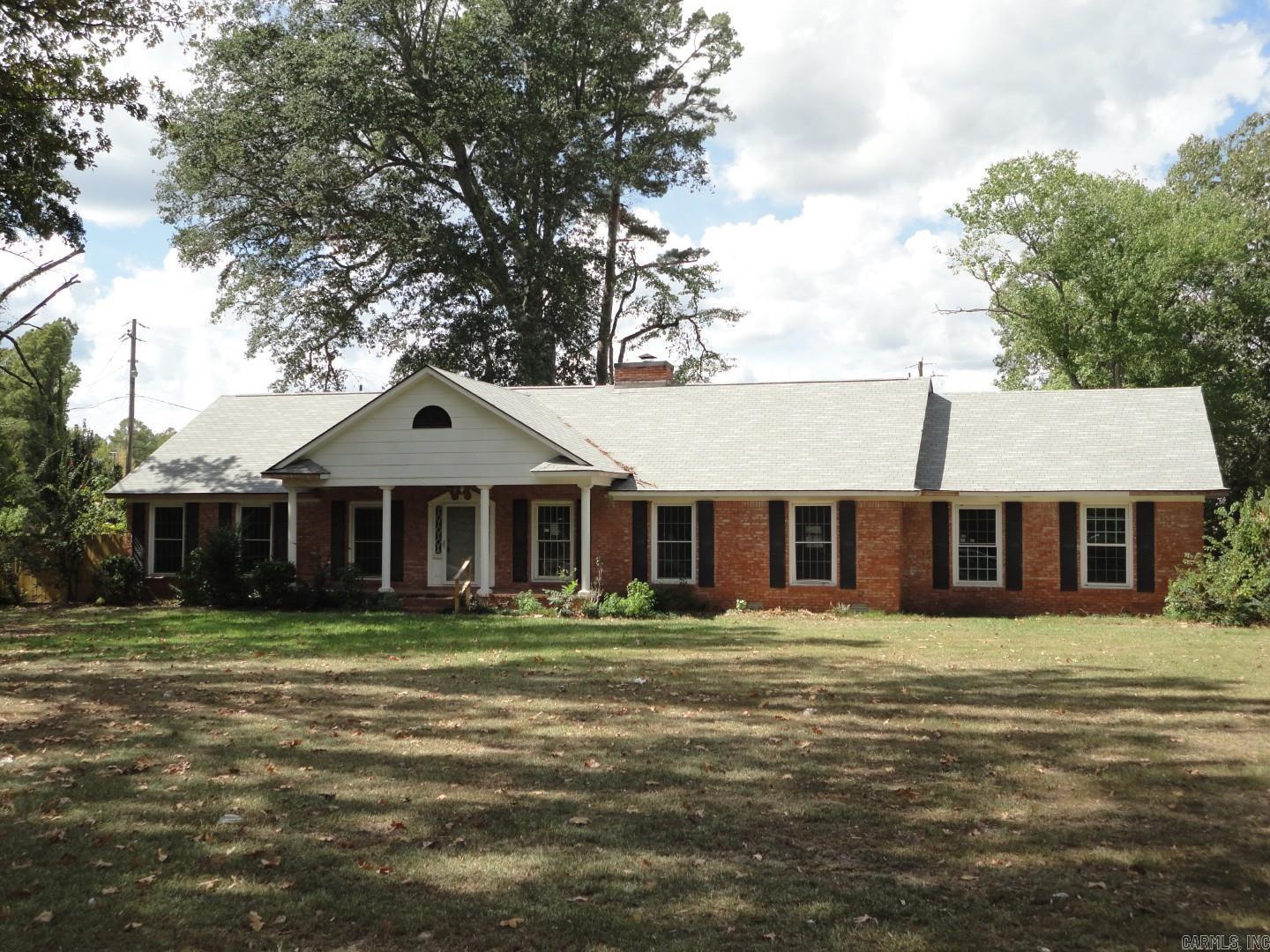 3720 Ryburn Road Property Photo 1