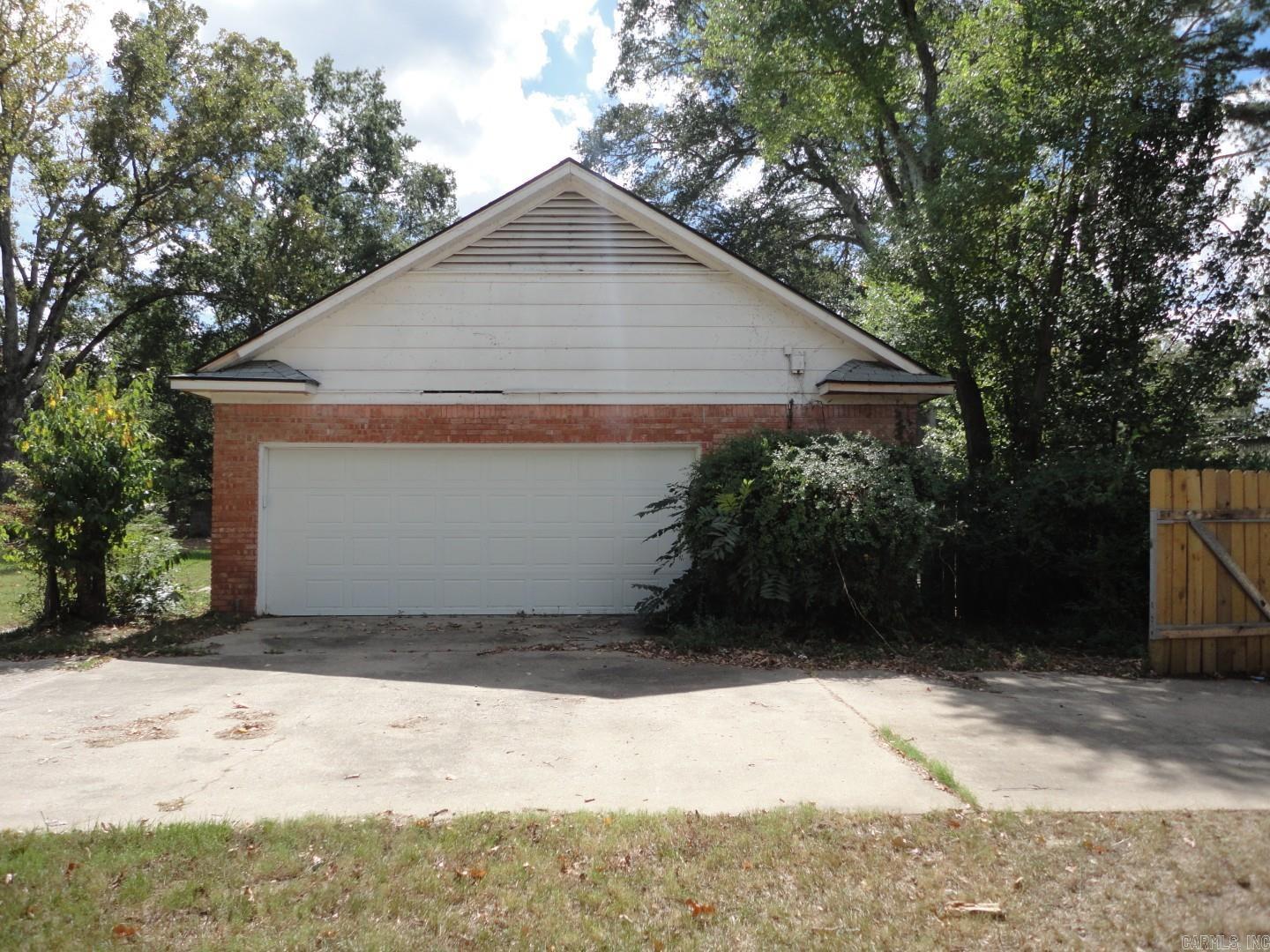3720 Ryburn Road Property Photo 2