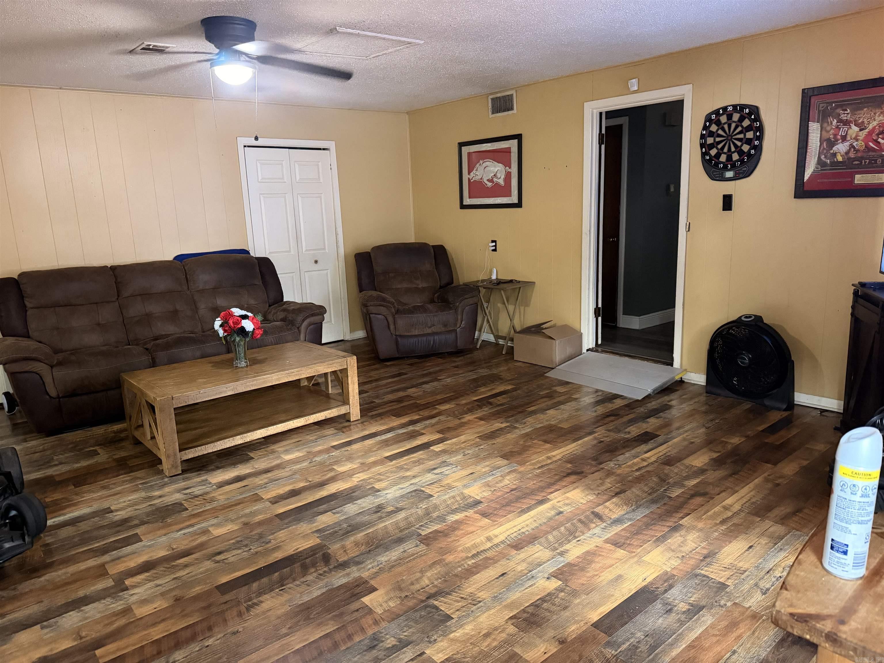9323 Tanya Drive Property Photo 3