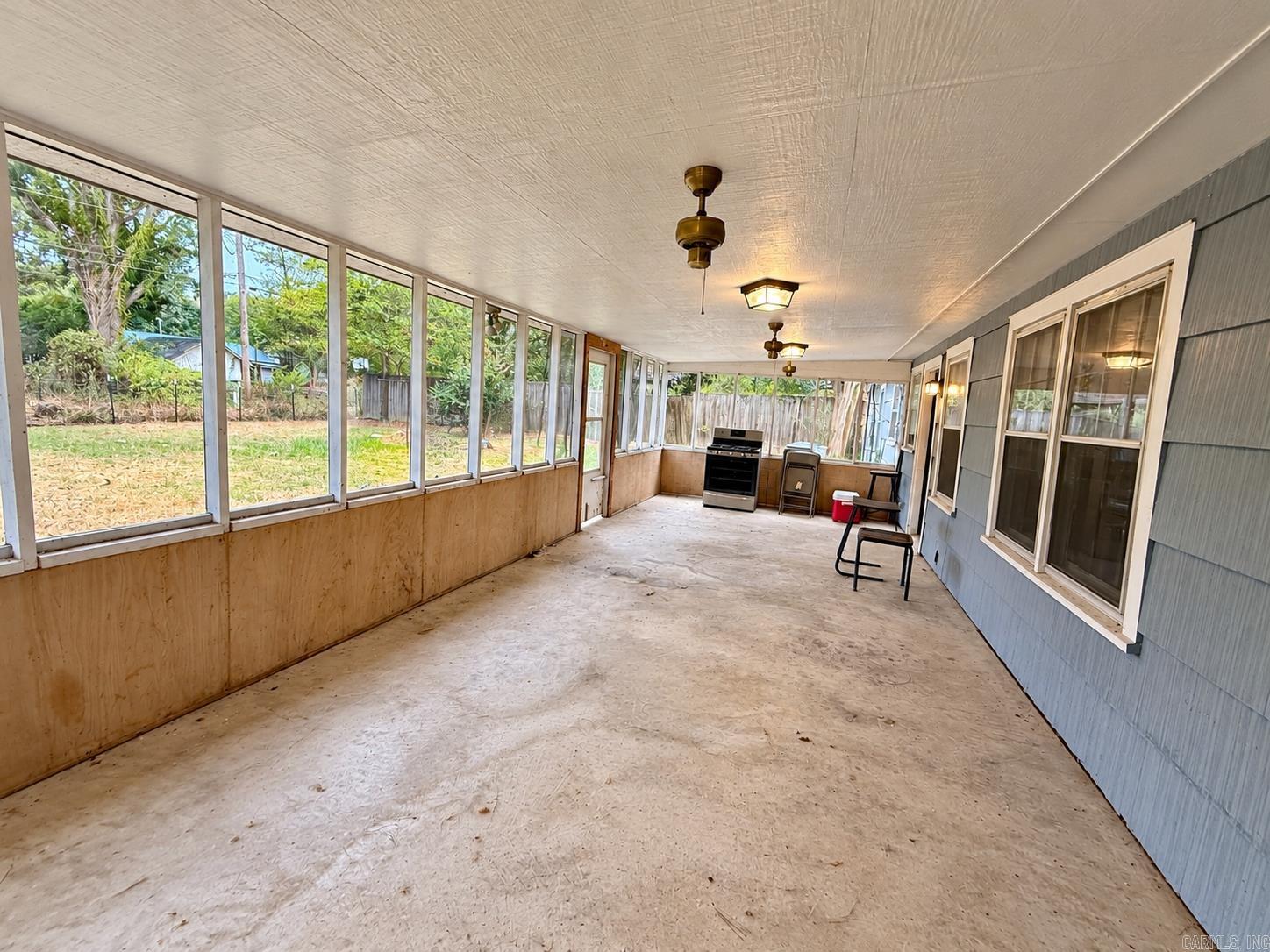 1529 Center Street Property Photo 15