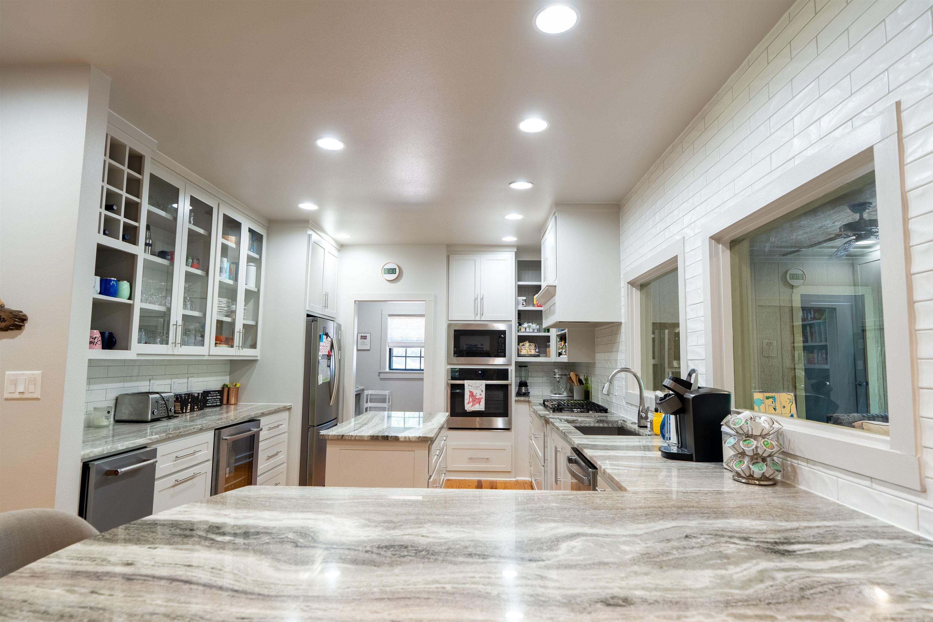 916 Sugar Maple Drive Property Photo 12