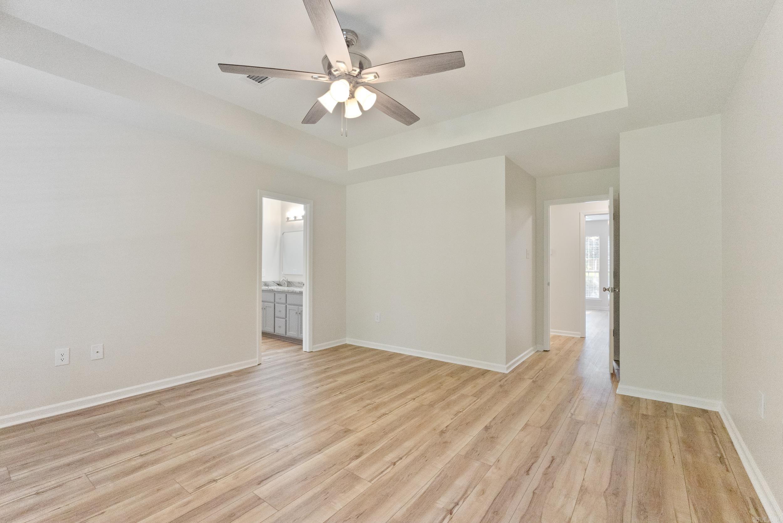 2135 Maplewood Drive Property Photo 31