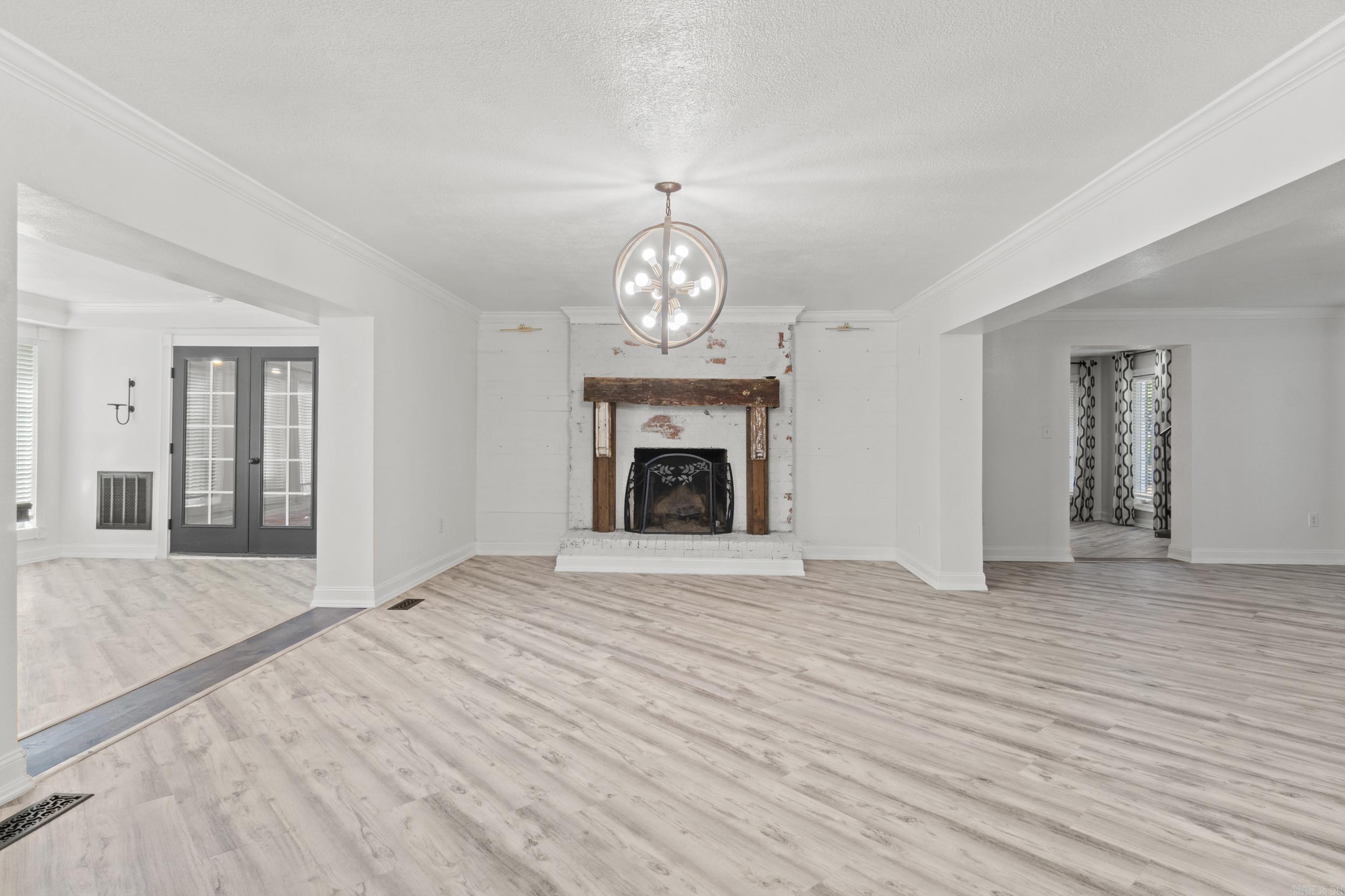 2403 E Country Club Property Photo 12