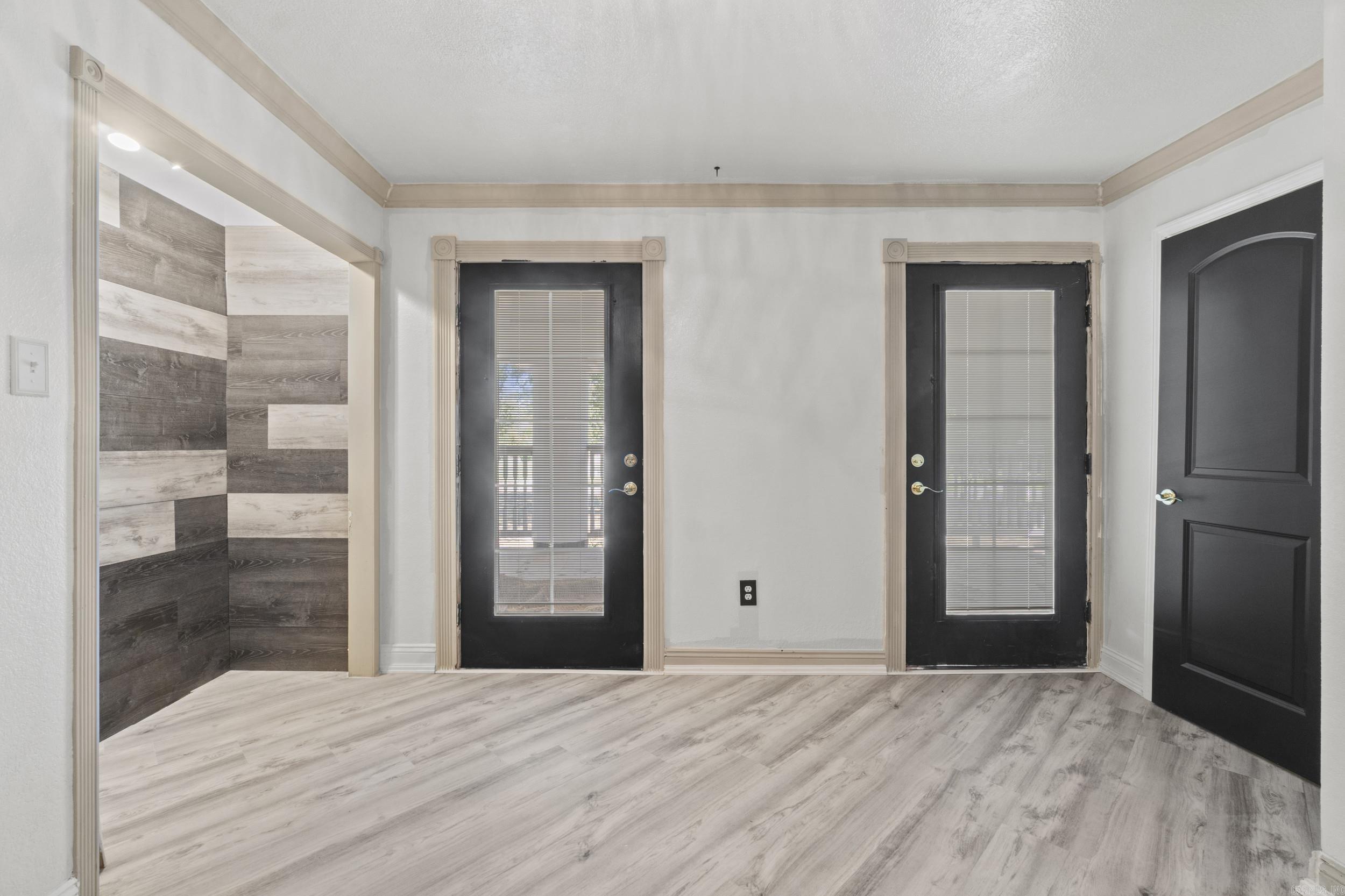 2403 E Country Club Property Photo 16