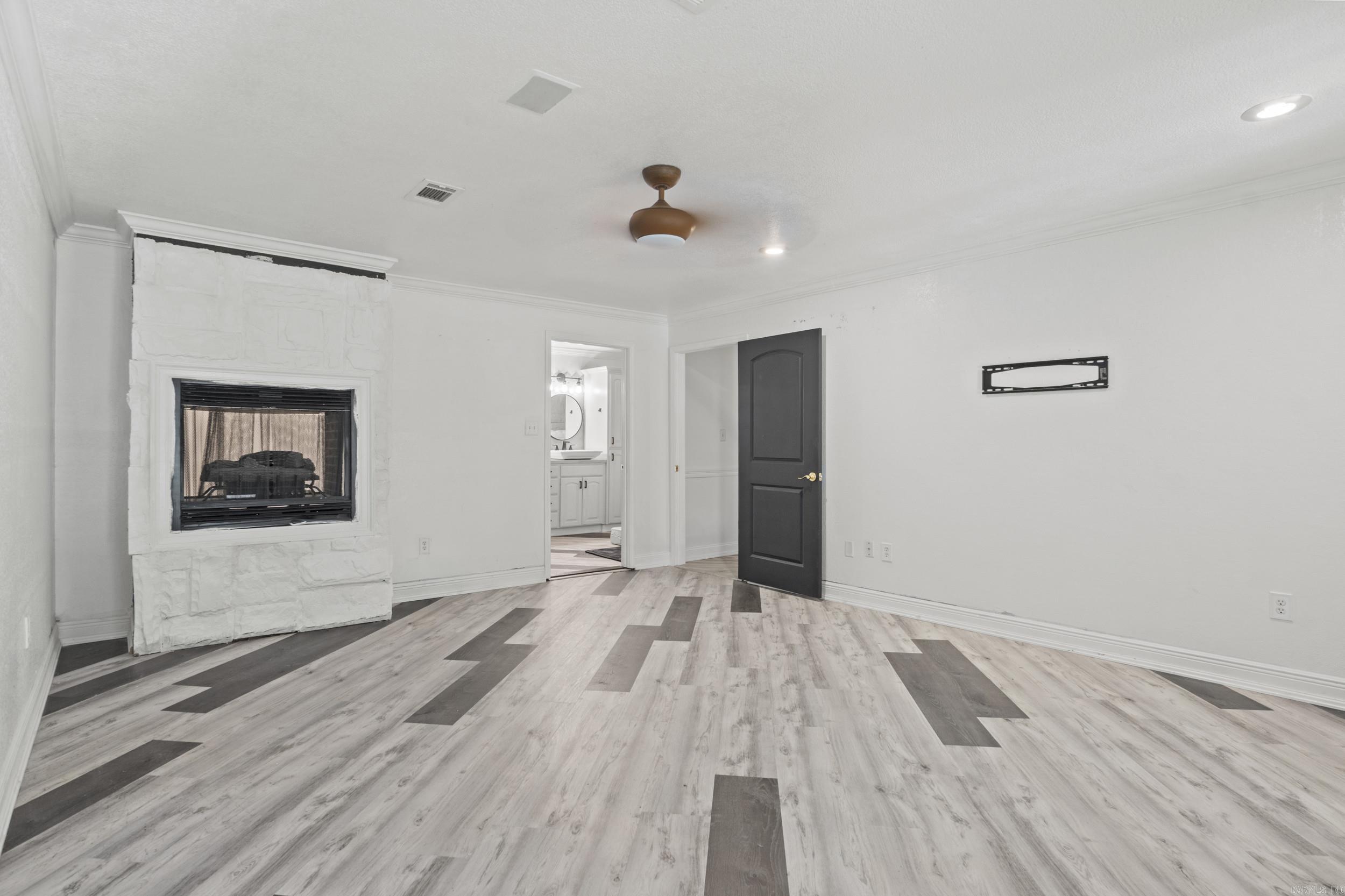 2403 E Country Club Property Photo 18