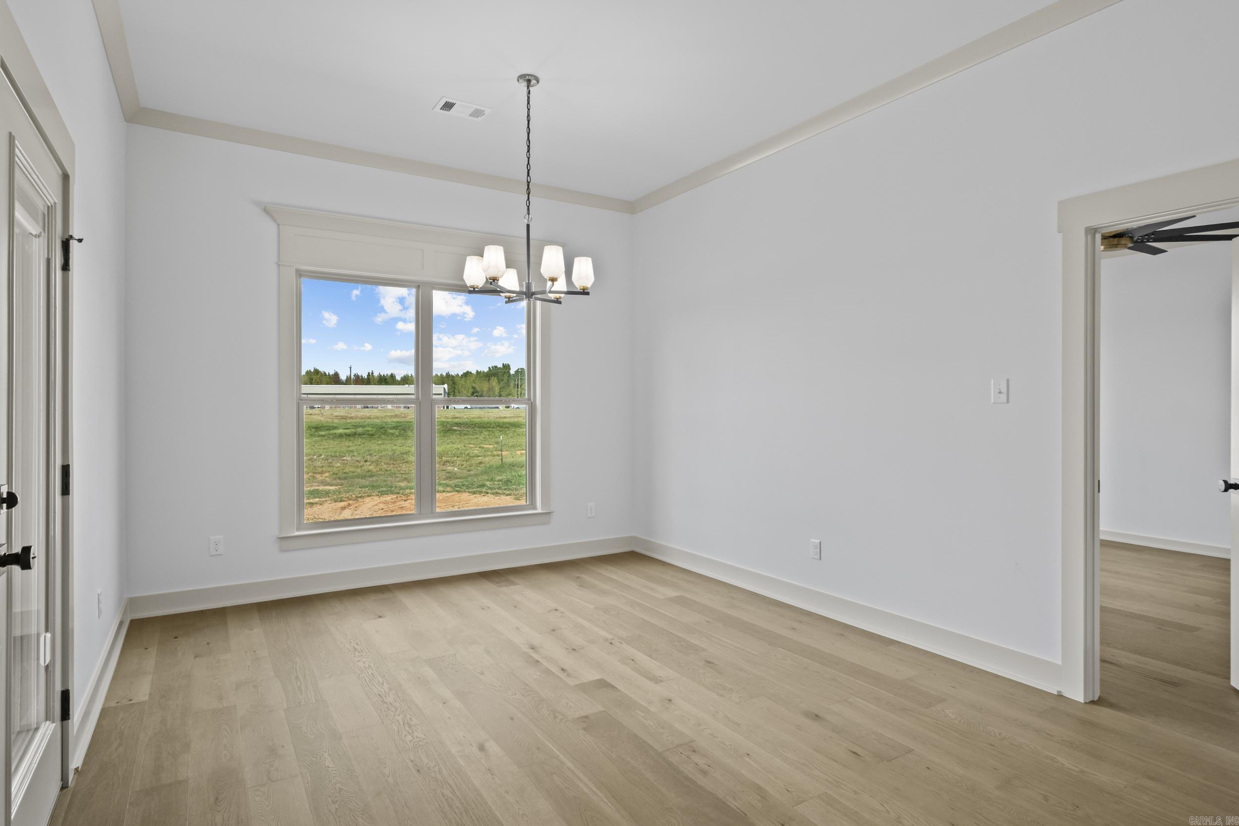 2390 Lakewood Circle Property Photo 16