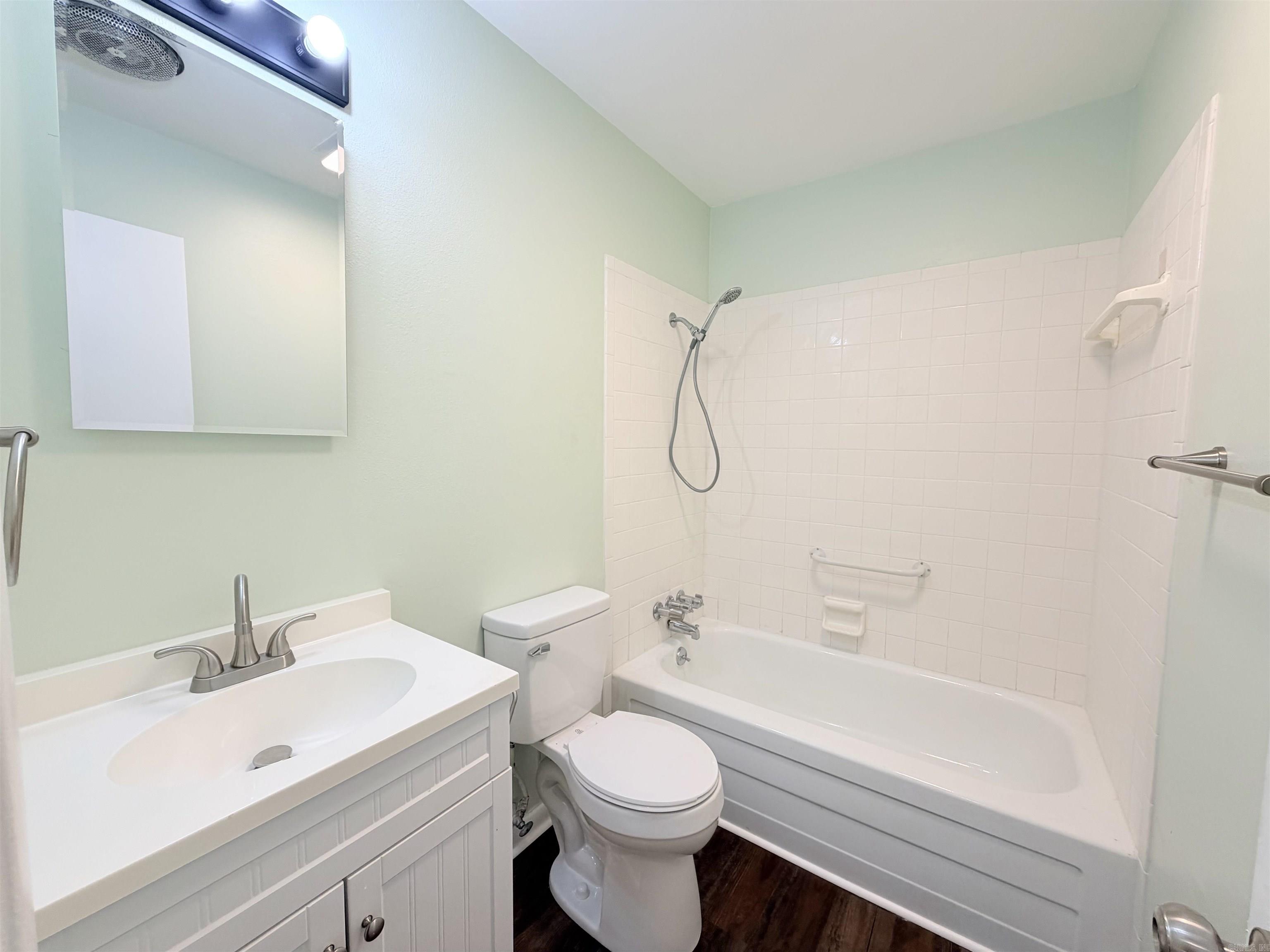 2800 Claremont Dr Property Photo 13