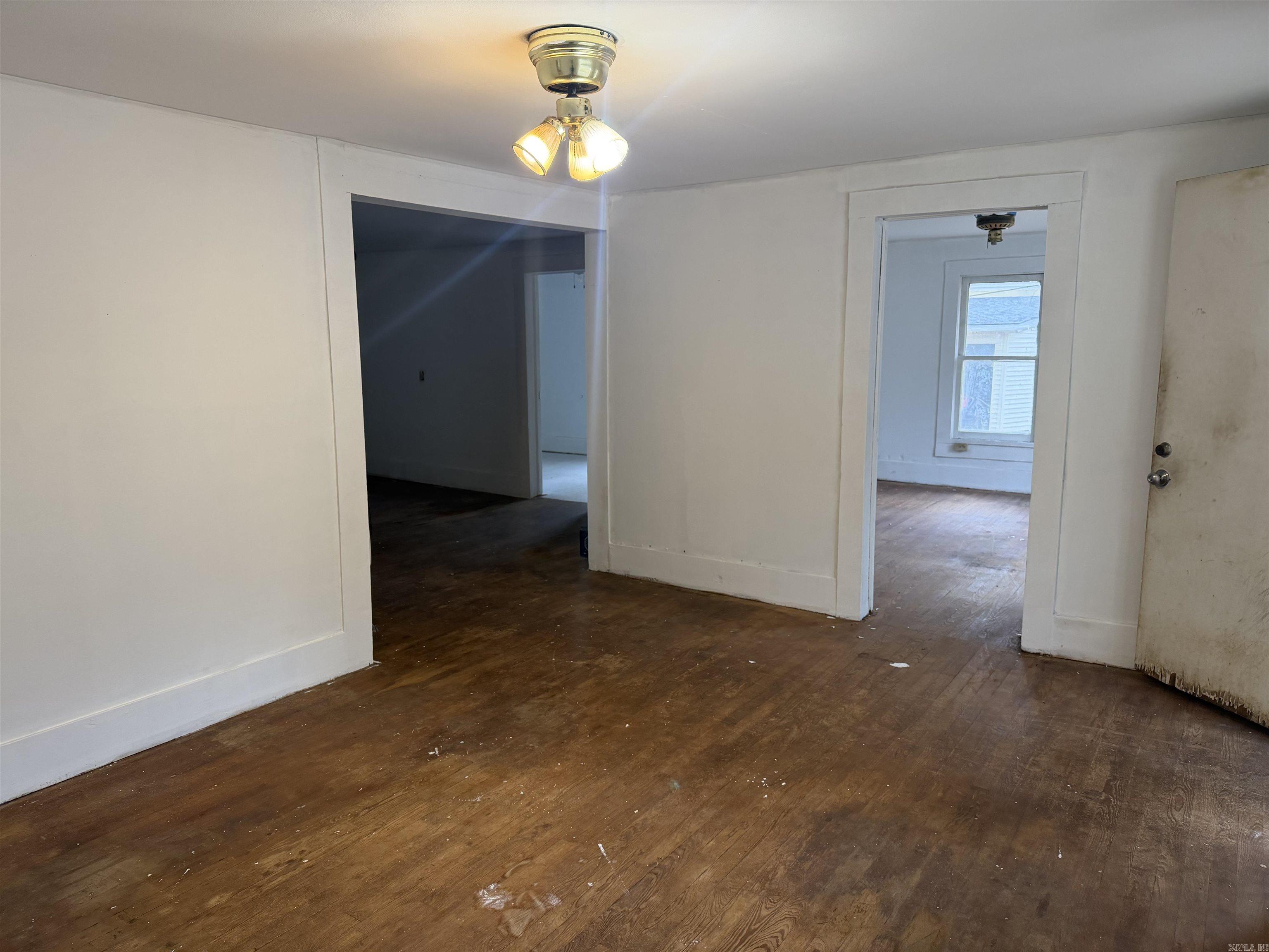 1006 W Mcrae Avenue Property Photo 5
