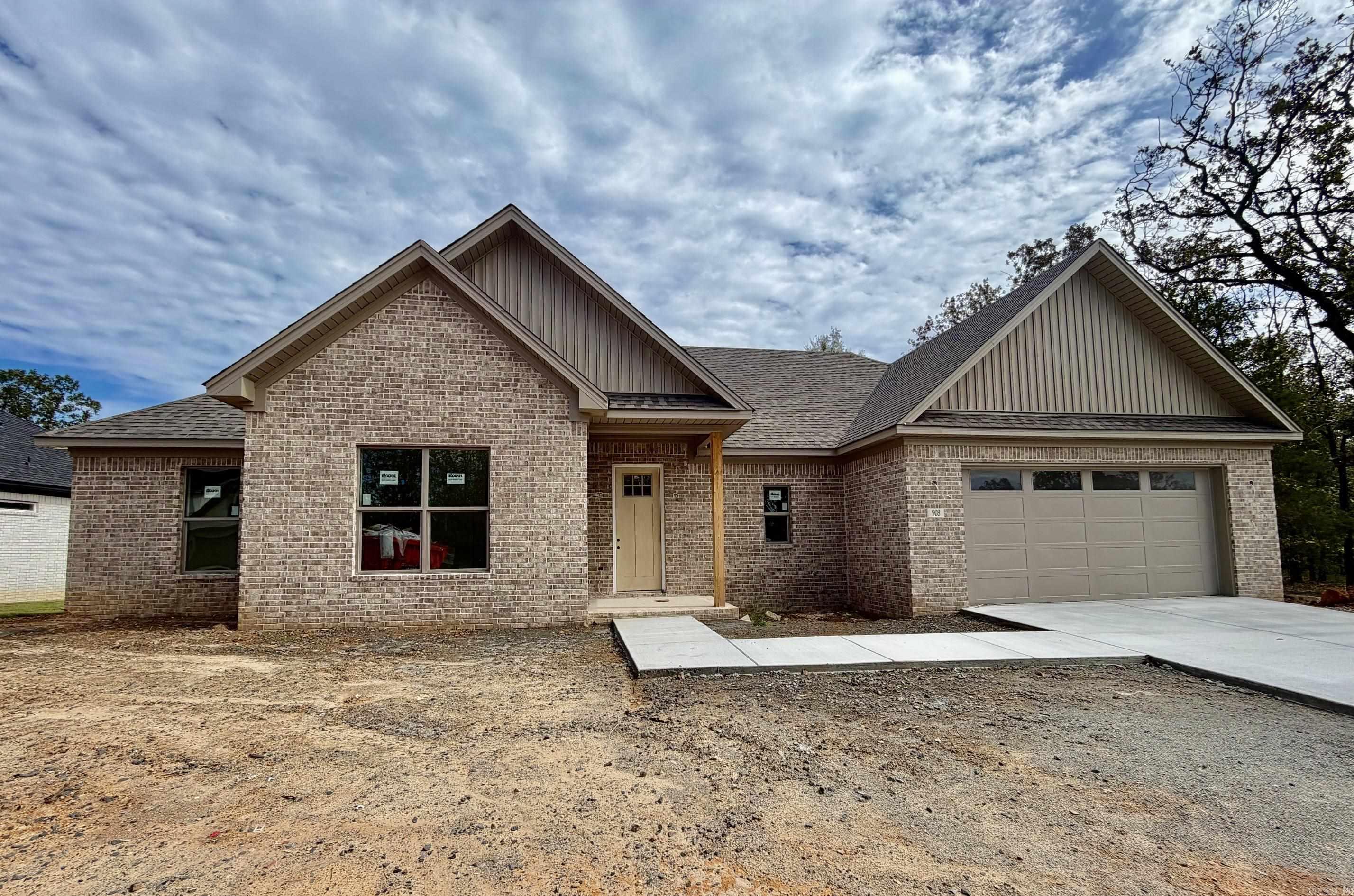 908 Conrad Cove Property Photo 1