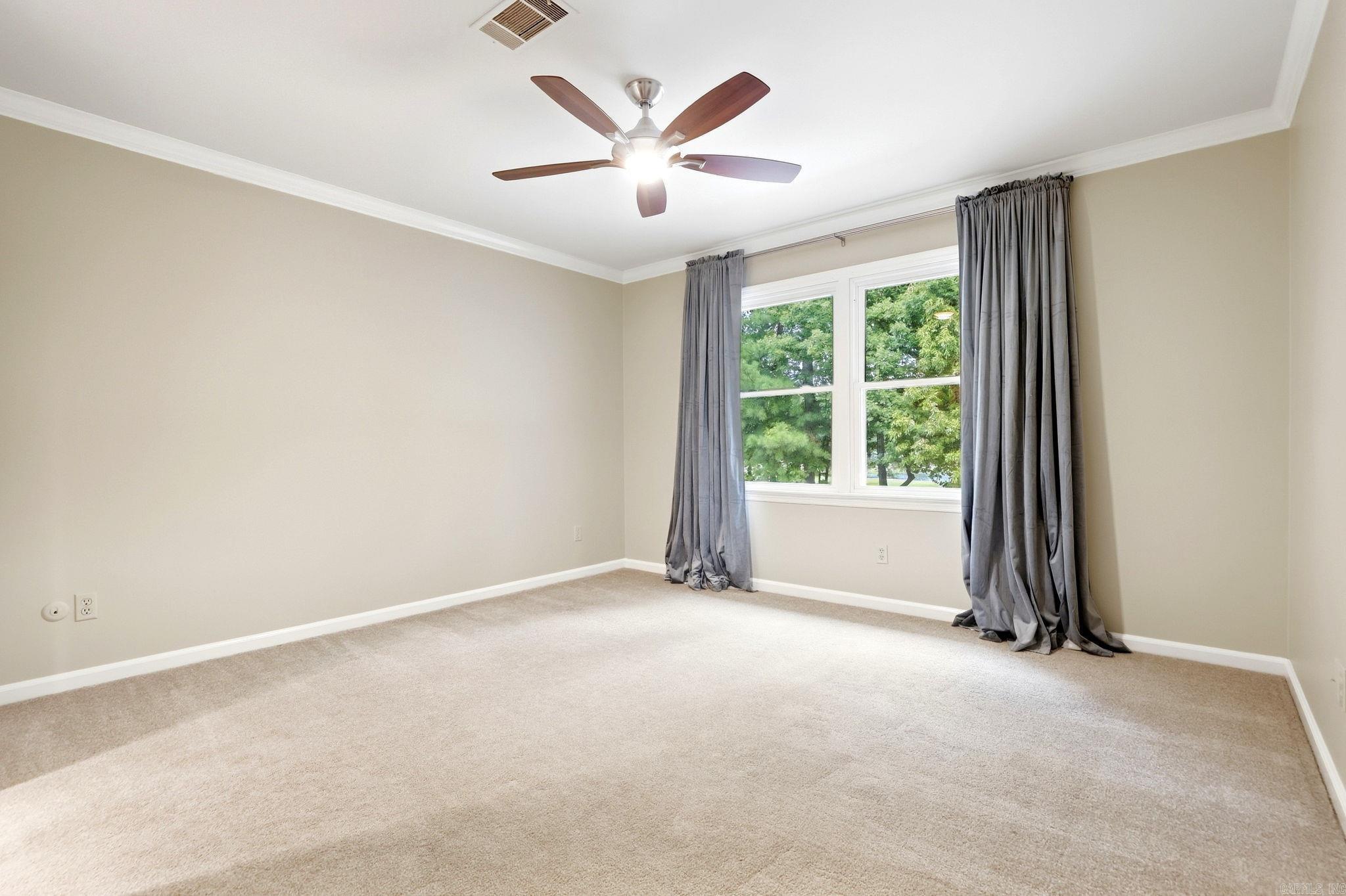 19 Club Manor Drive Property Photo 21