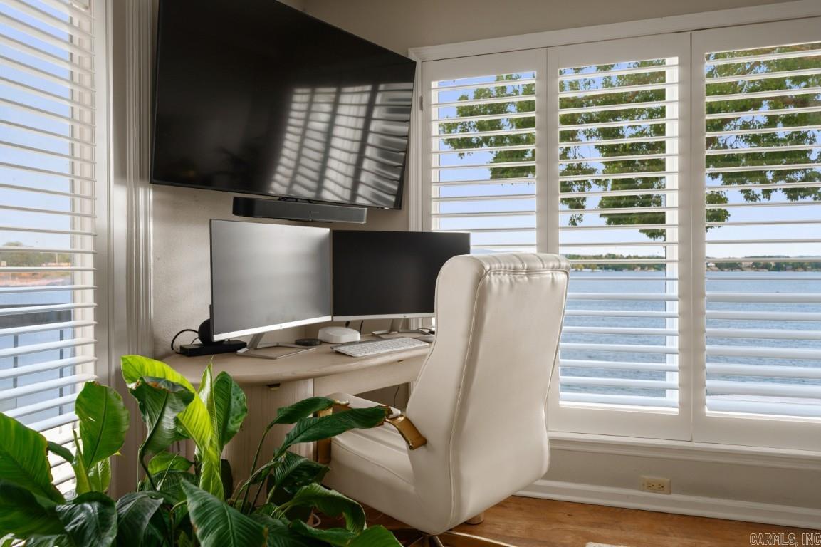 101 Long Island Drive 304 Property Photo 28