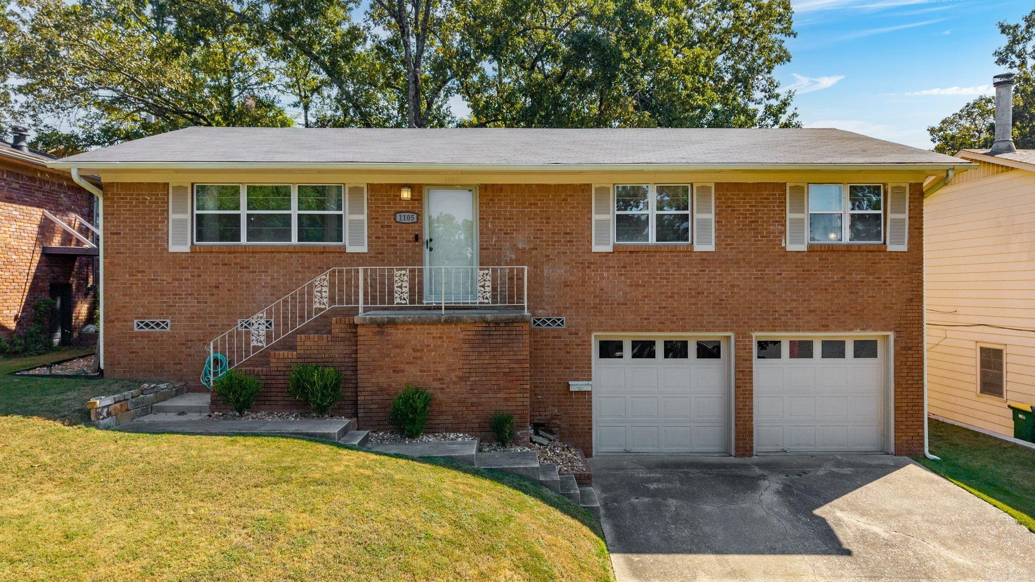 1105 Mellon Property Photo 3