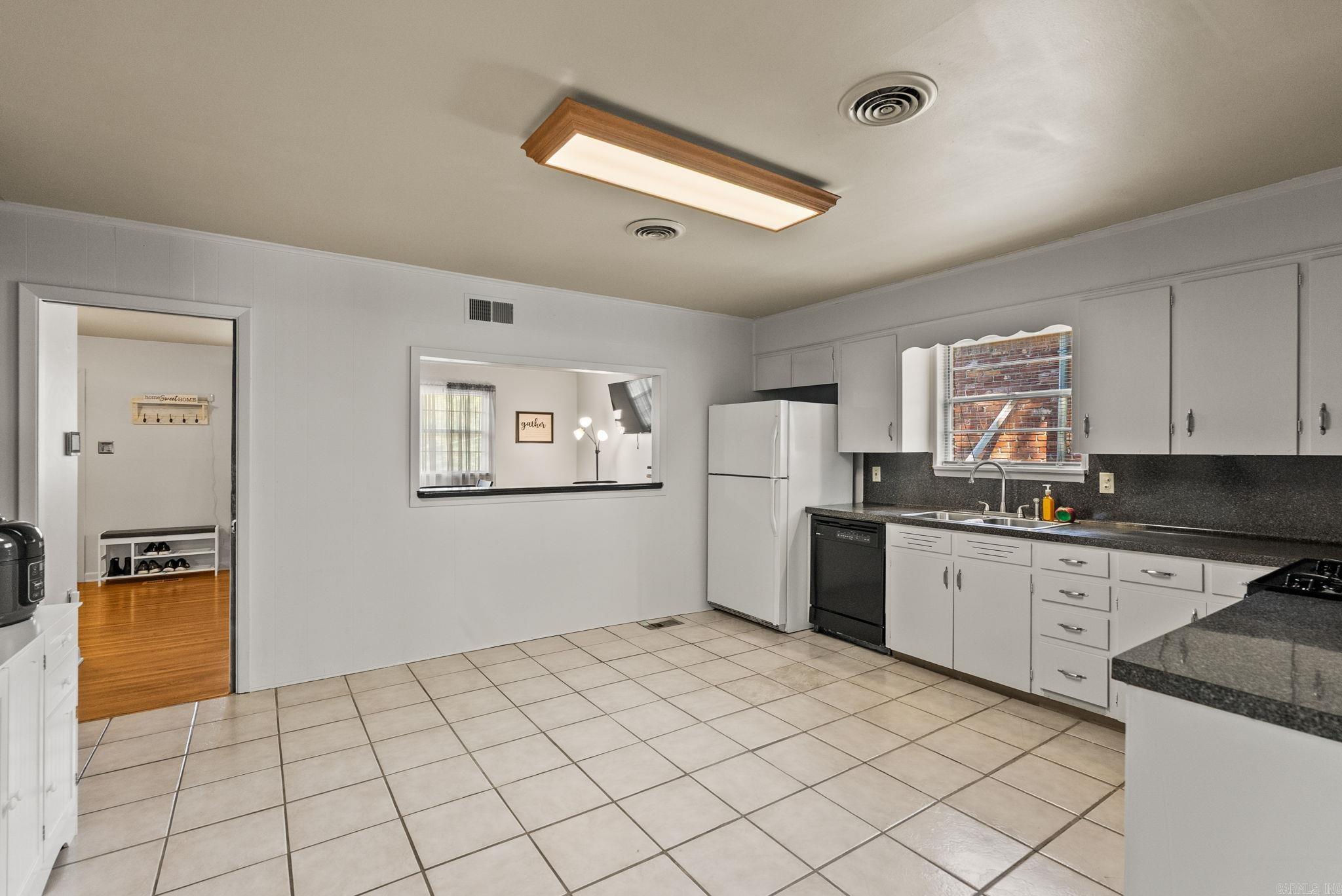 1105 Mellon Property Photo 18