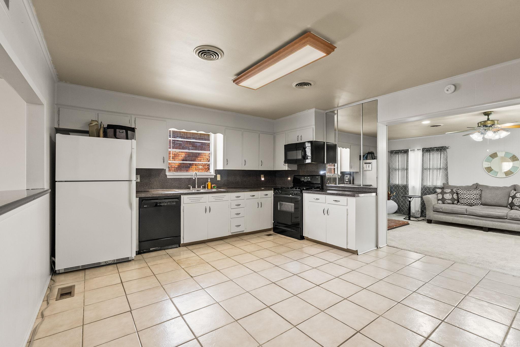 1105 Mellon Property Photo 19
