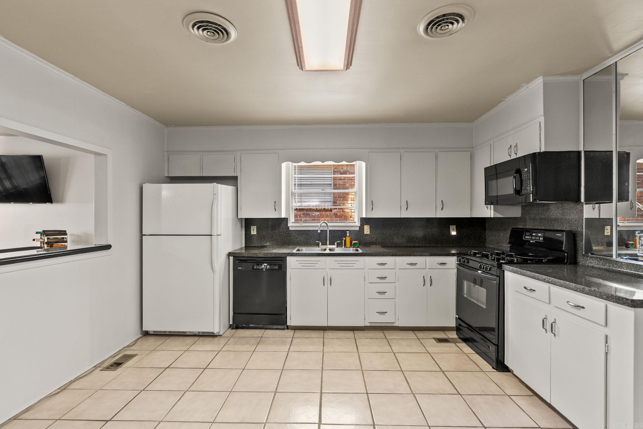1105 Mellon Property Photo 20