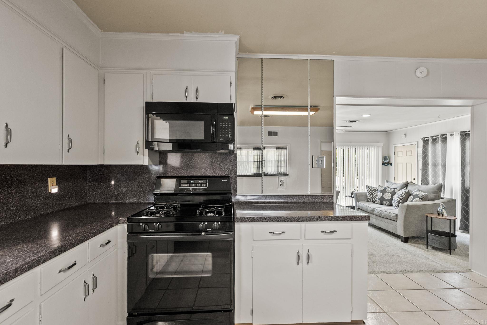 1105 Mellon Property Photo 22