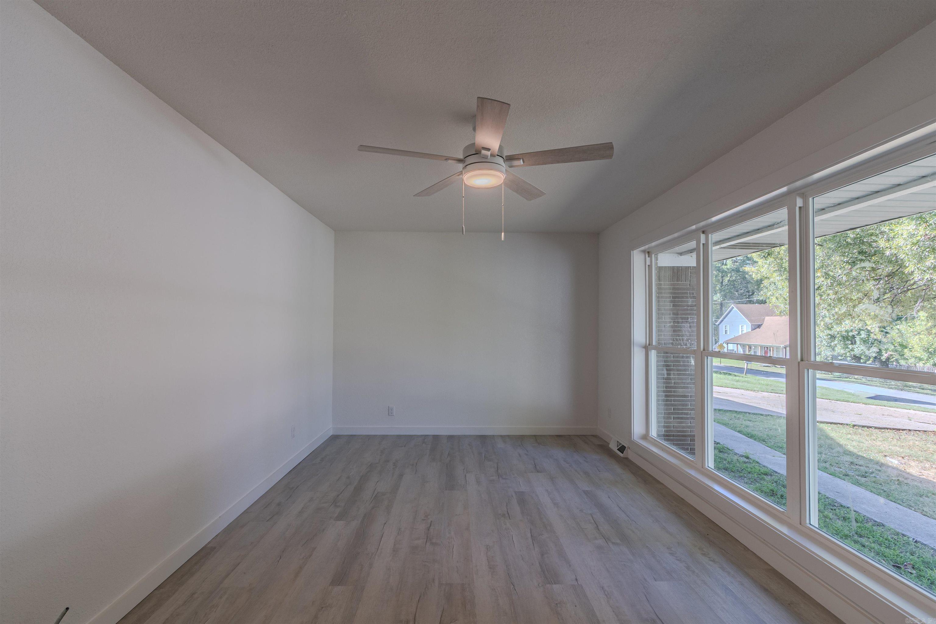 409 Tech St Property Photo 9