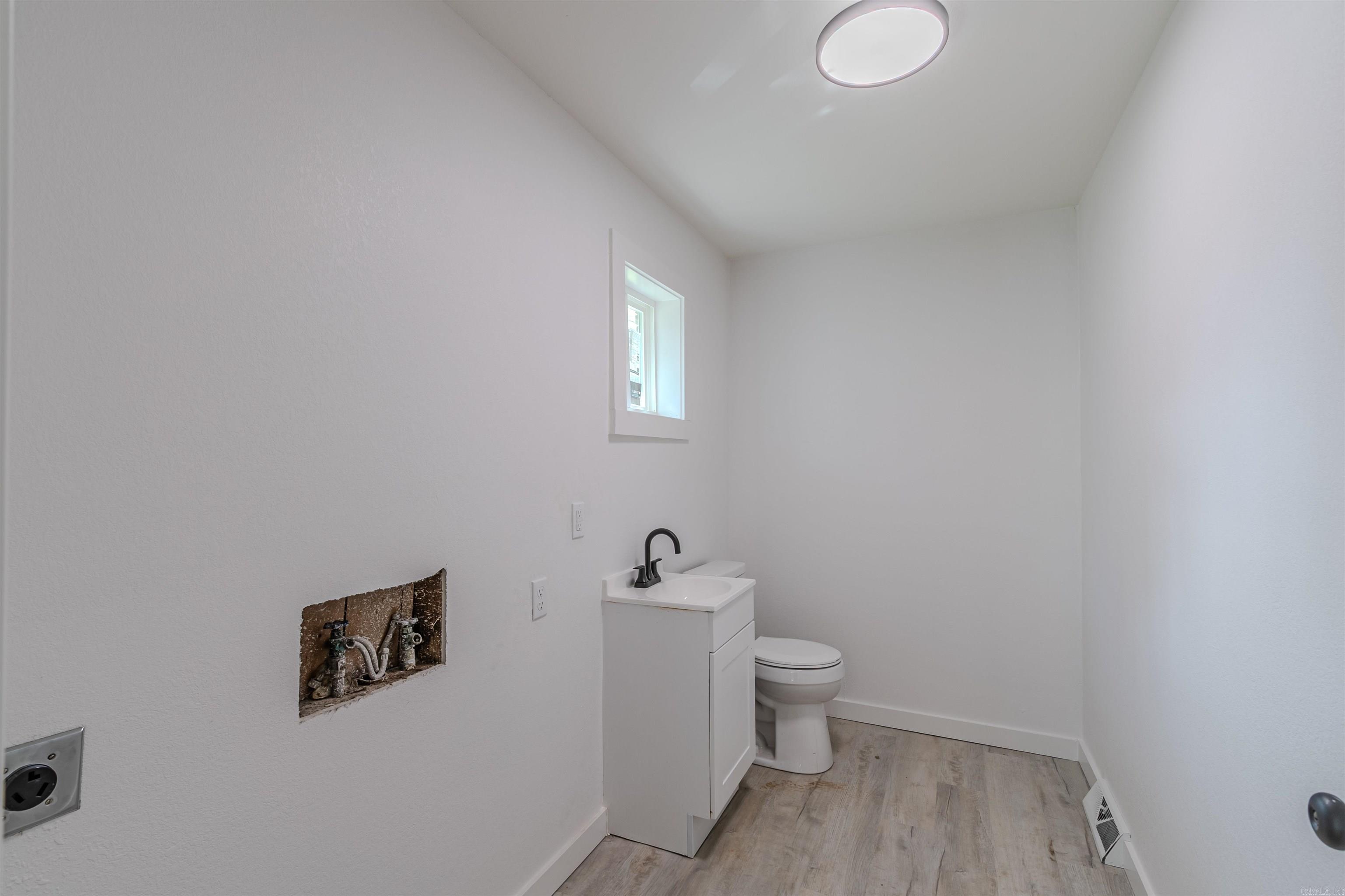 409 Tech St Property Photo 15