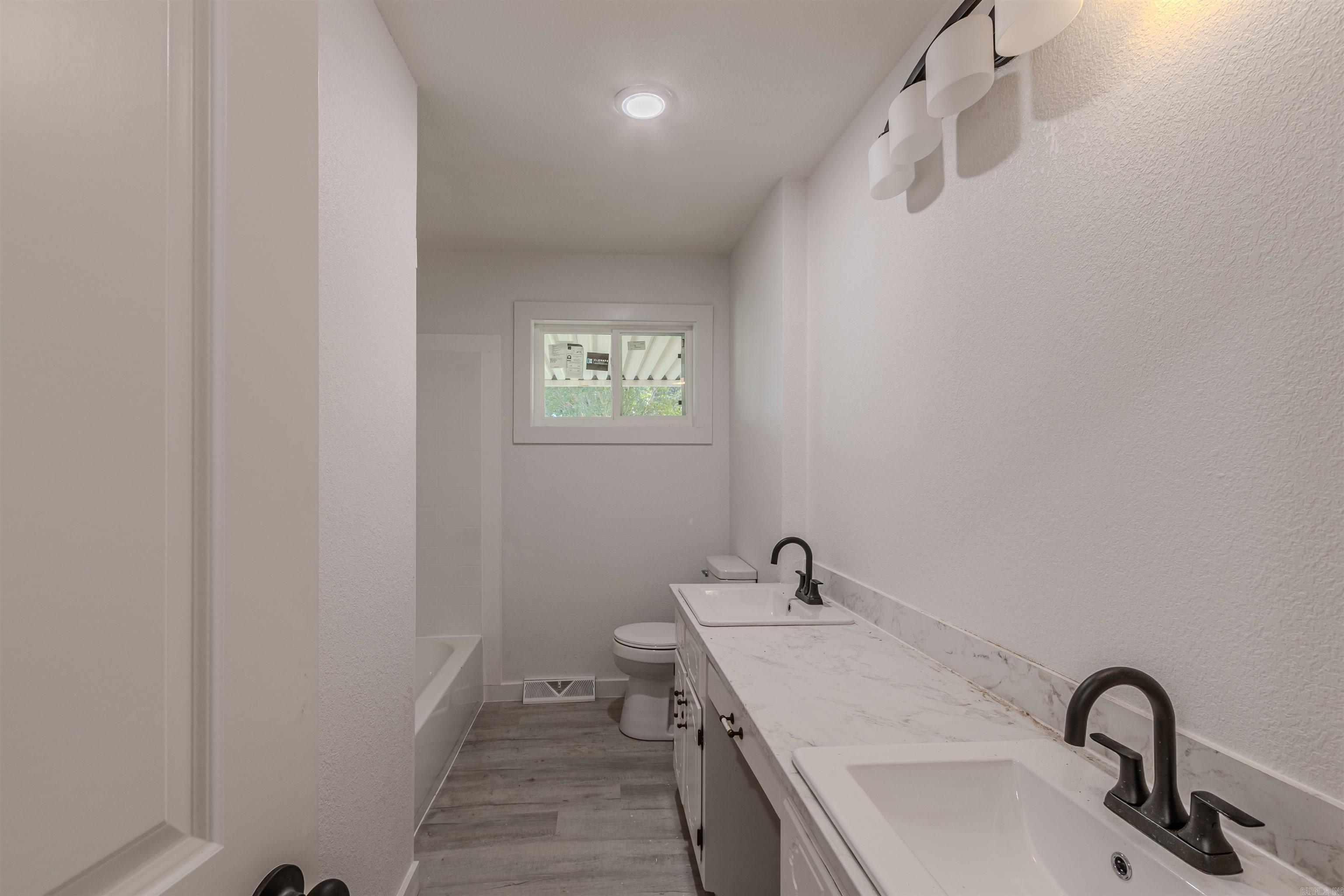 409 Tech St Property Photo 18
