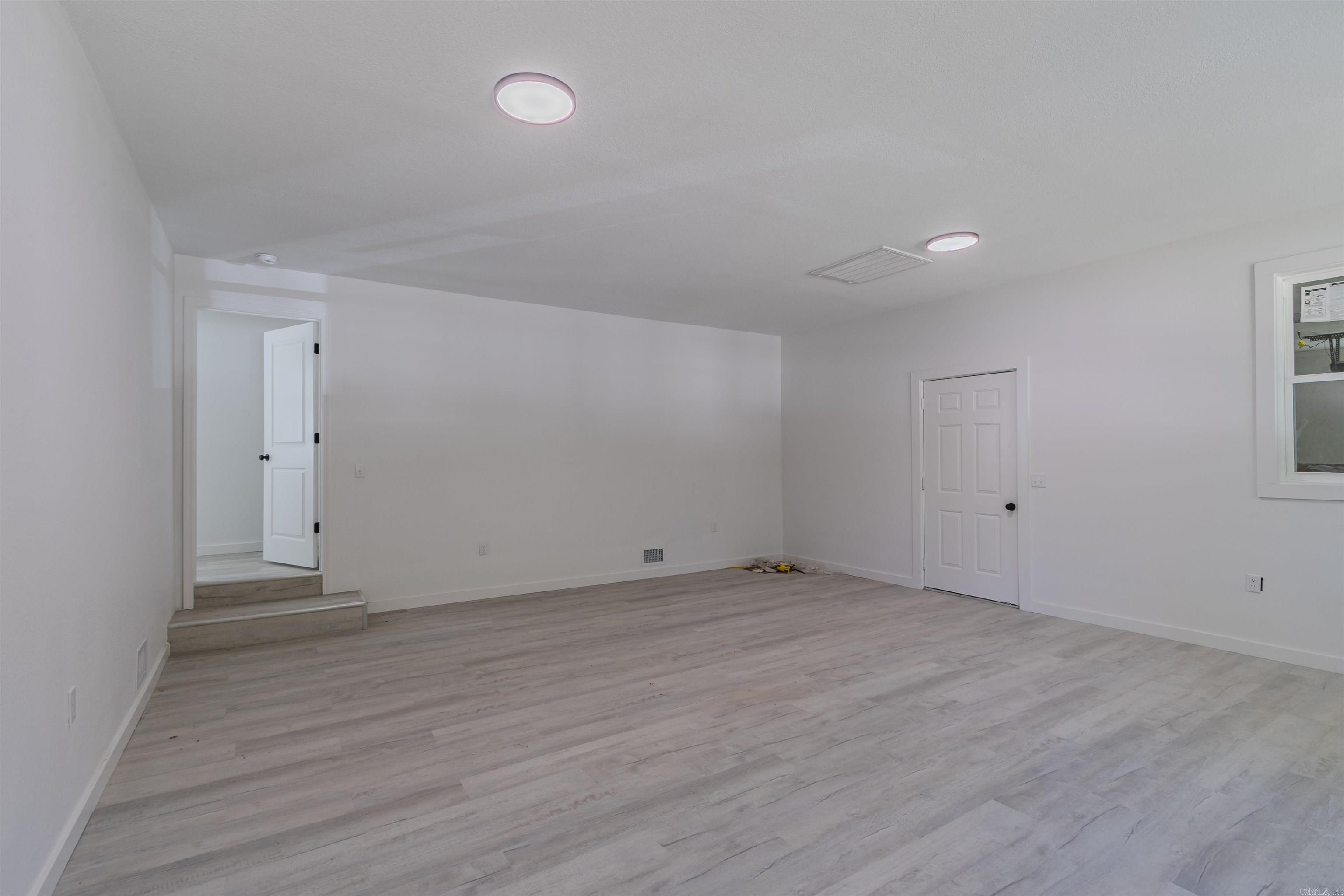 409 Tech St Property Photo 24