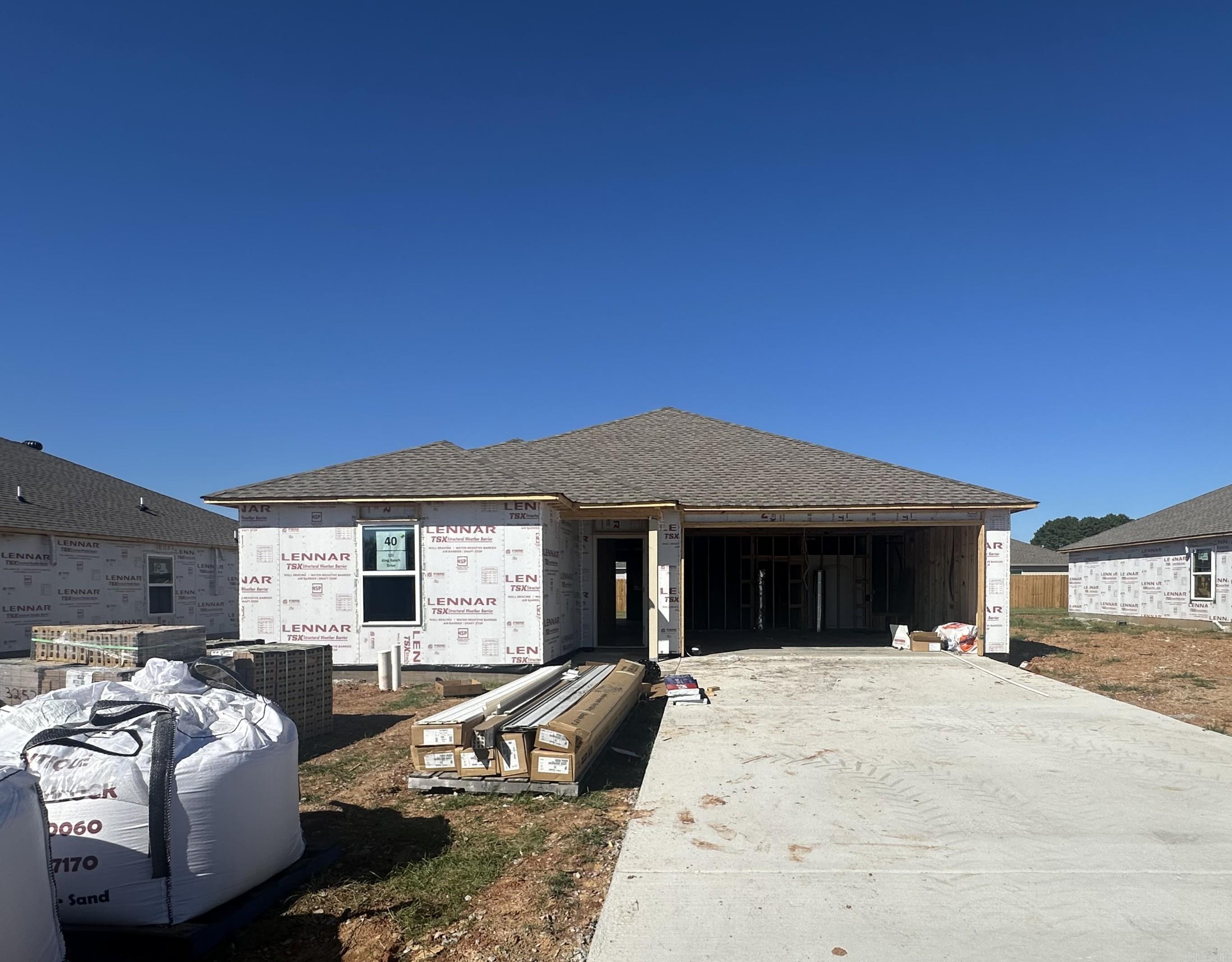 121 King Ranch Drive Property Photo 1
