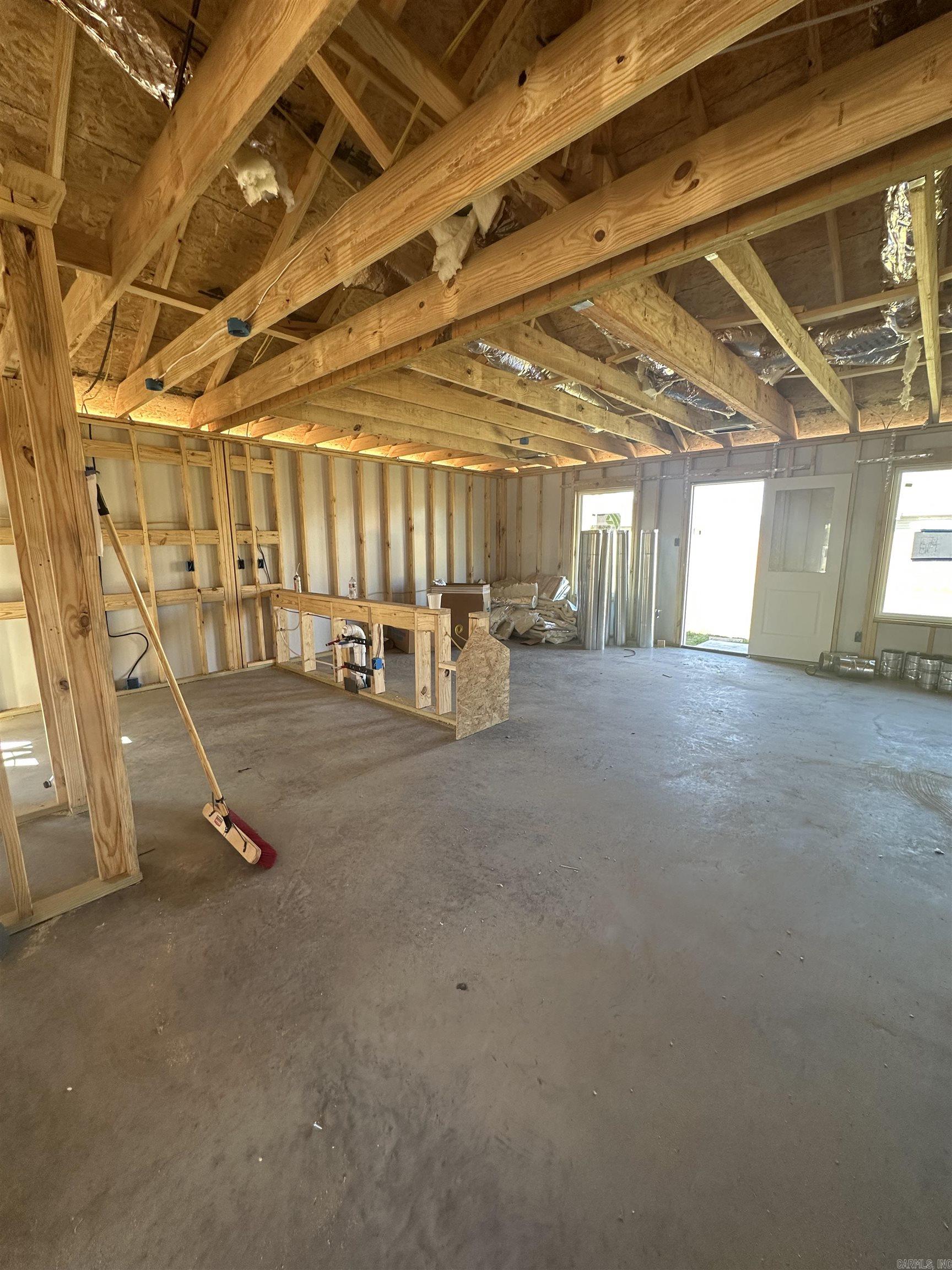 121 King Ranch Drive Property Photo 4