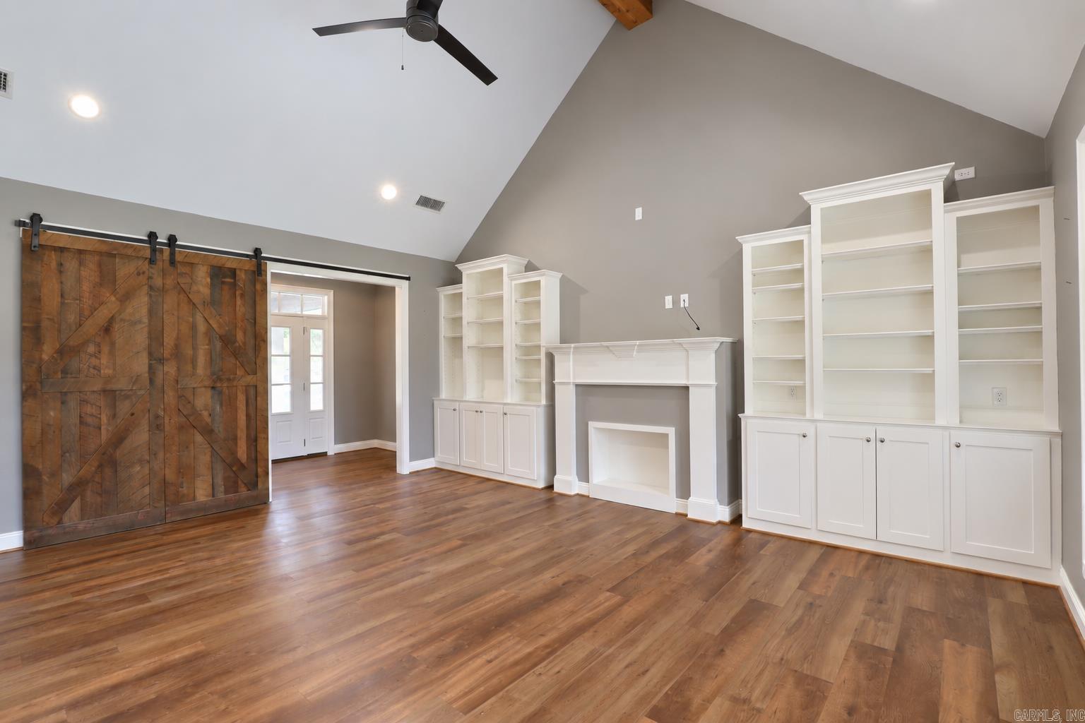 27 Enclave Circle Property Photo 3