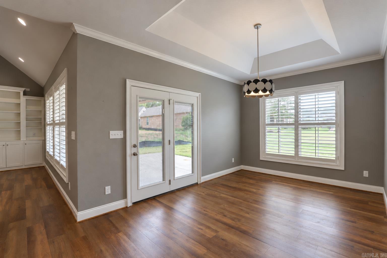 27 Enclave Circle Property Photo 8
