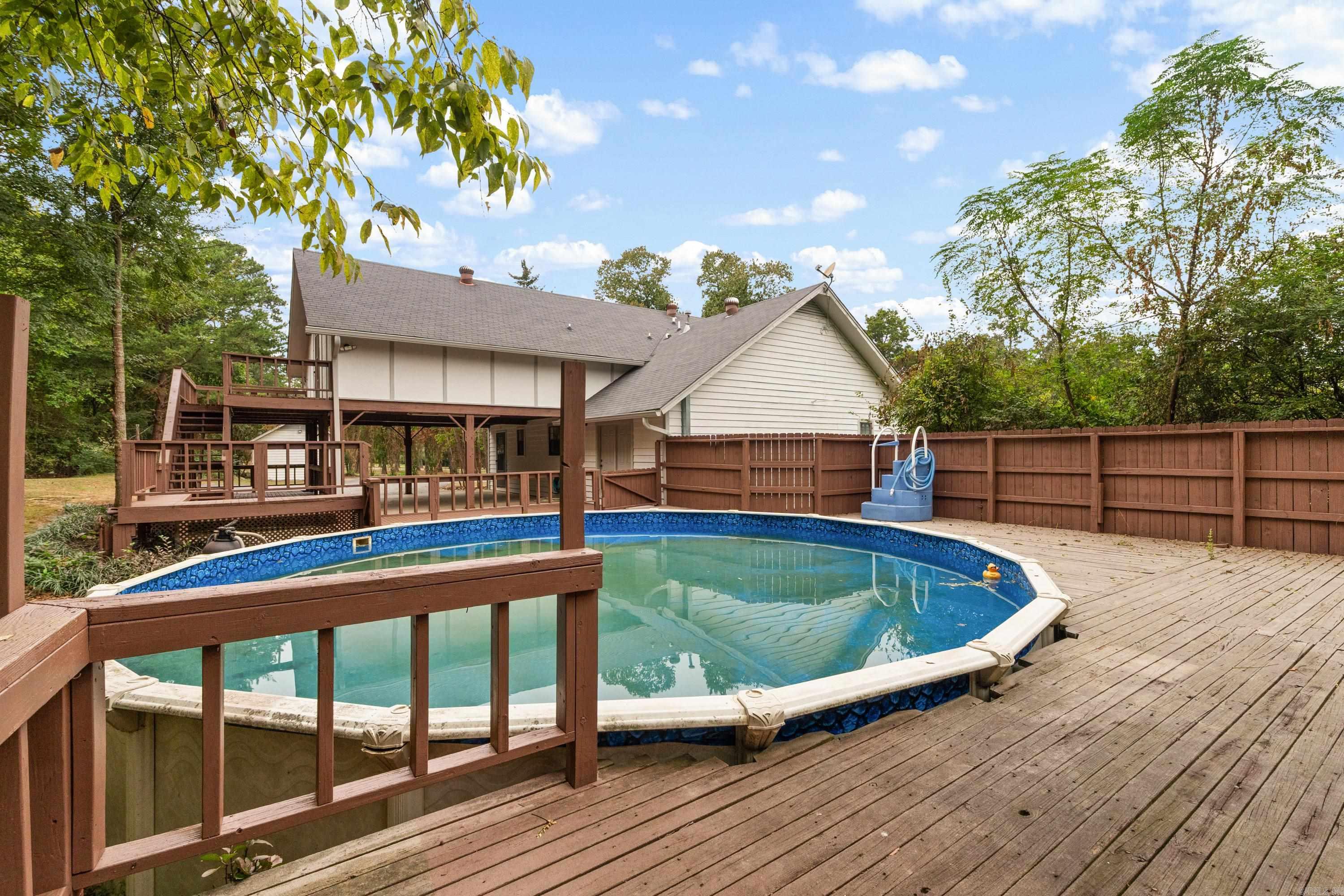 1845 Cox Cove Property Photo 3