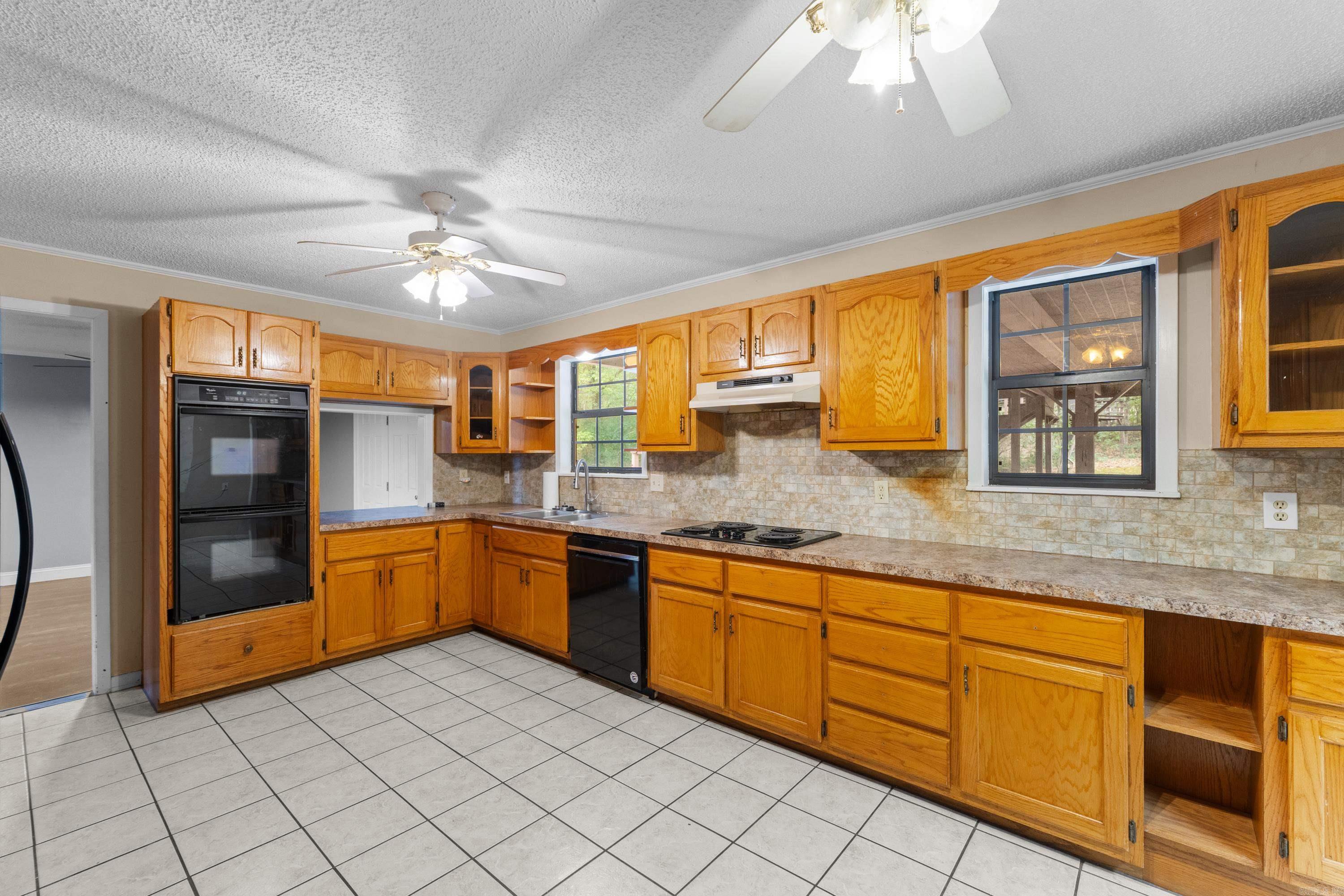 1845 Cox Cove Property Photo 7