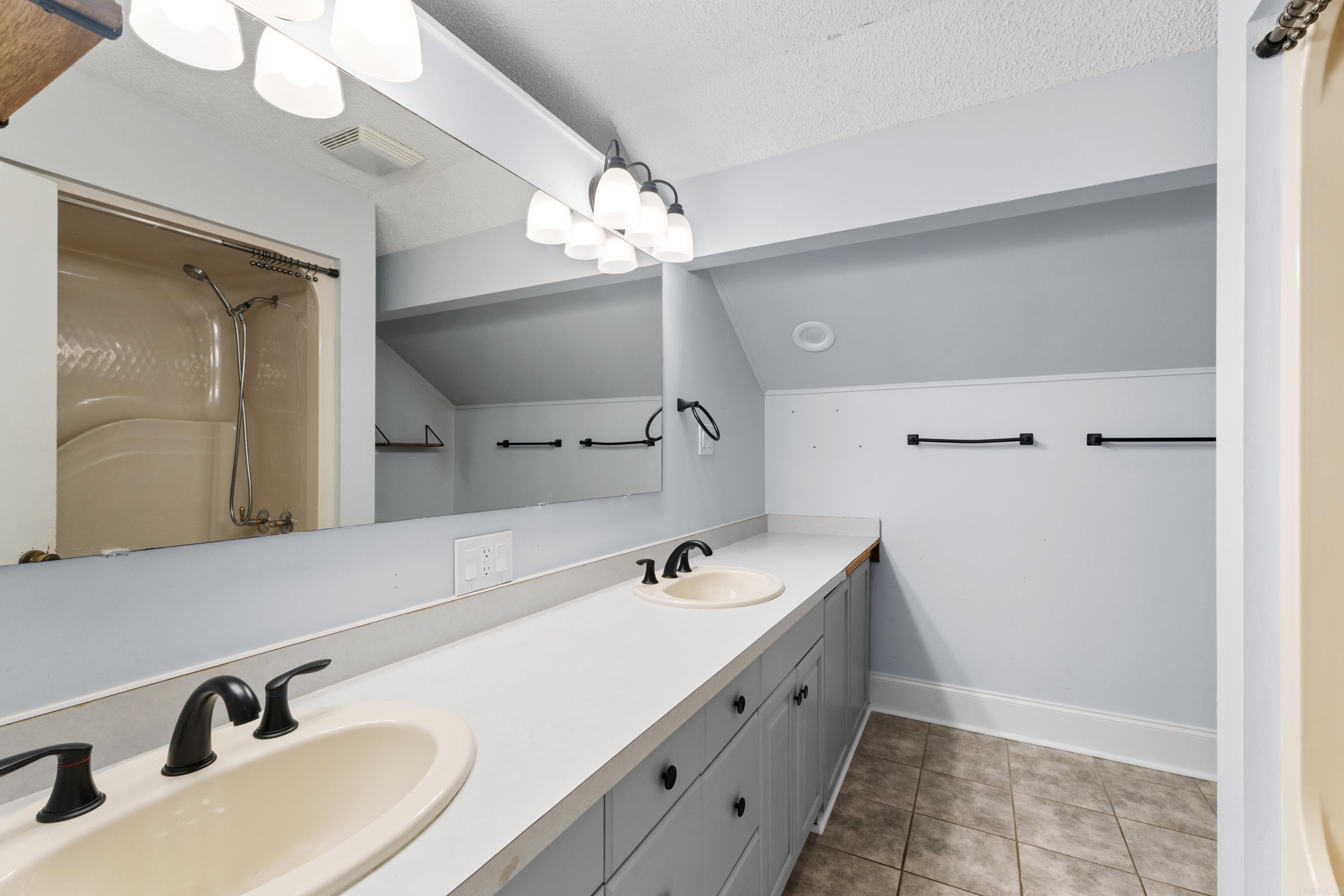 1845 Cox Cove Property Photo 11