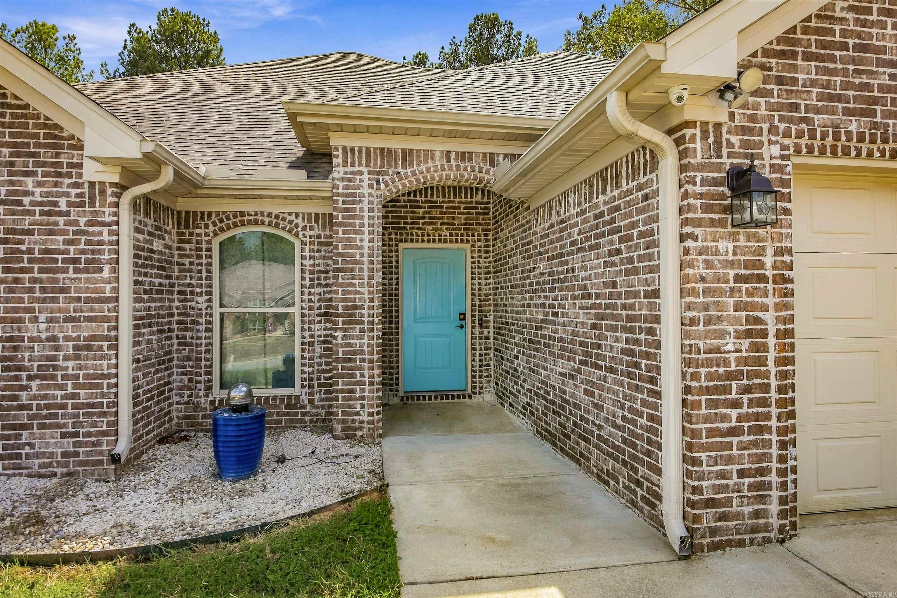 377 Reuben Drive Property Photo 2