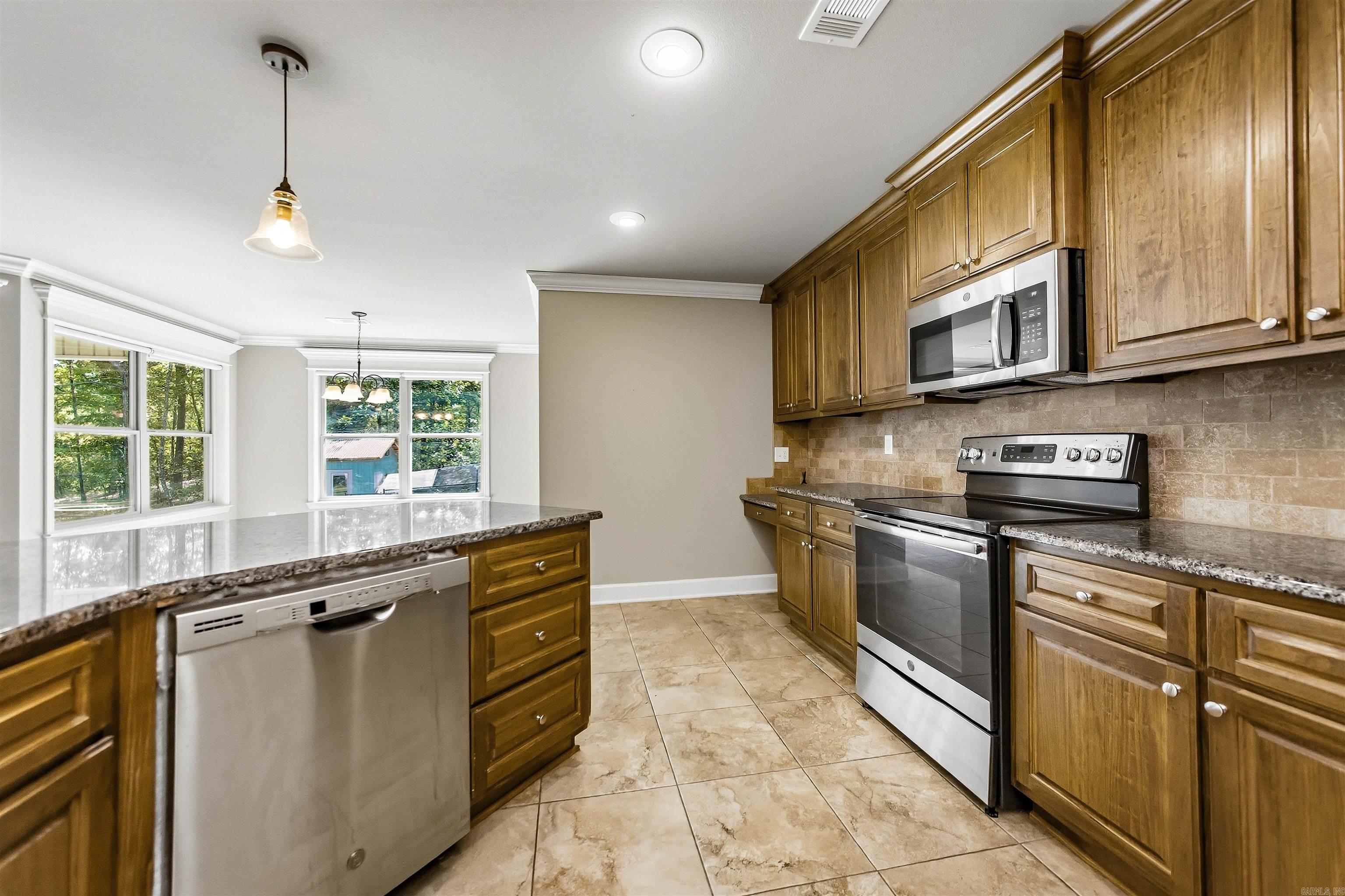 377 Reuben Drive Property Photo 15