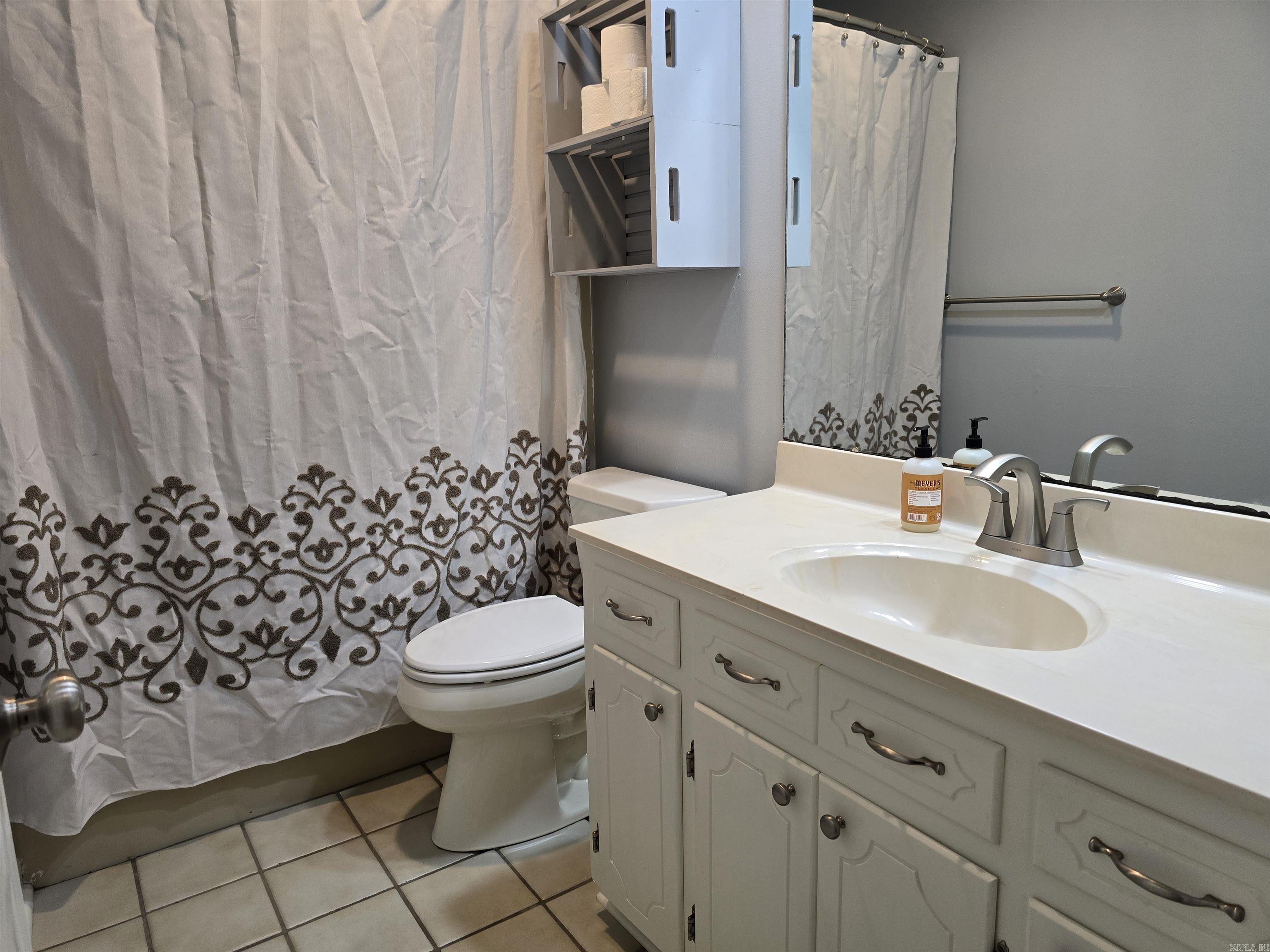 8 Sandstone Dr. Property Photo 34