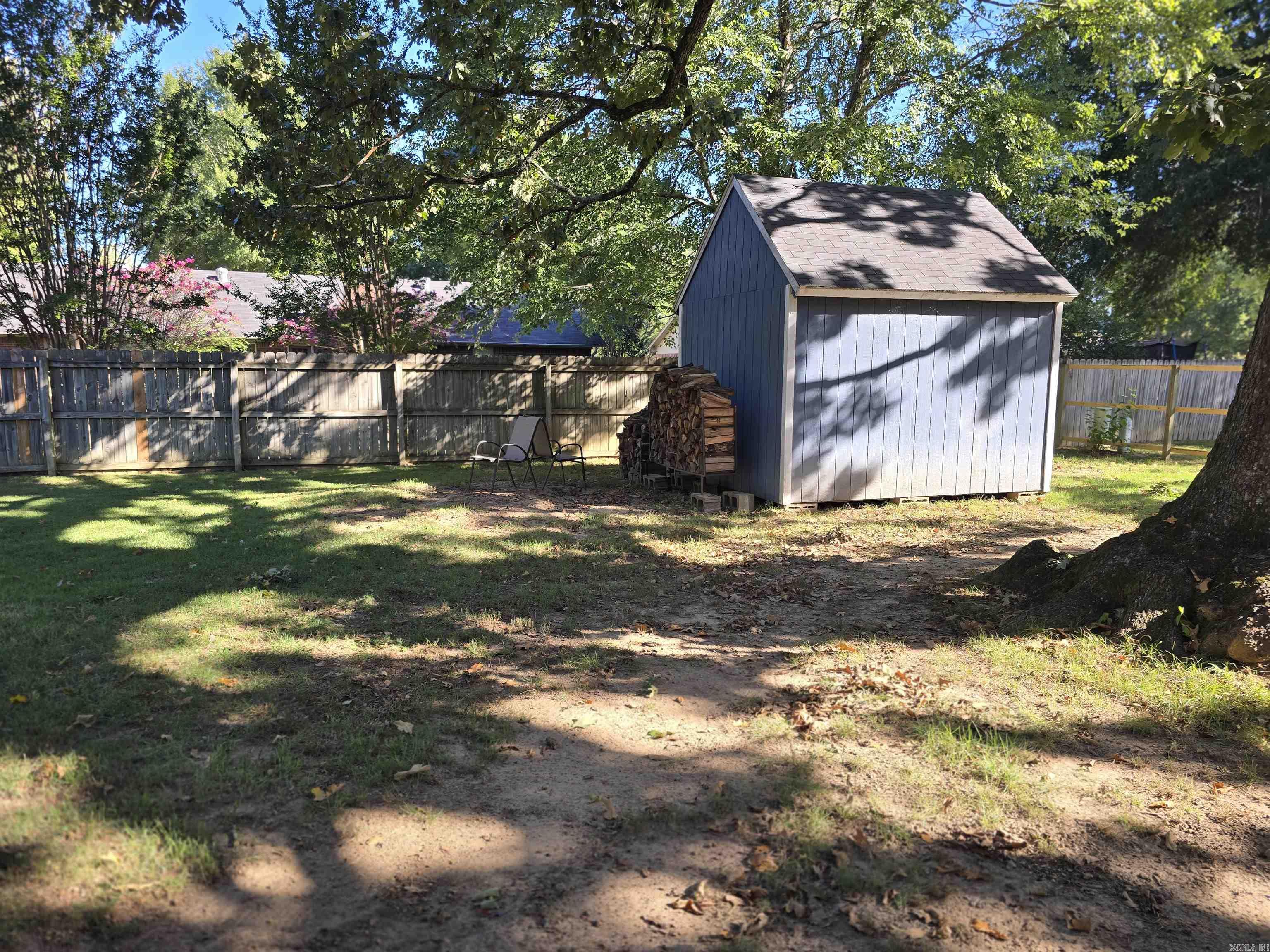 8 Sandstone Dr. Property Photo 45