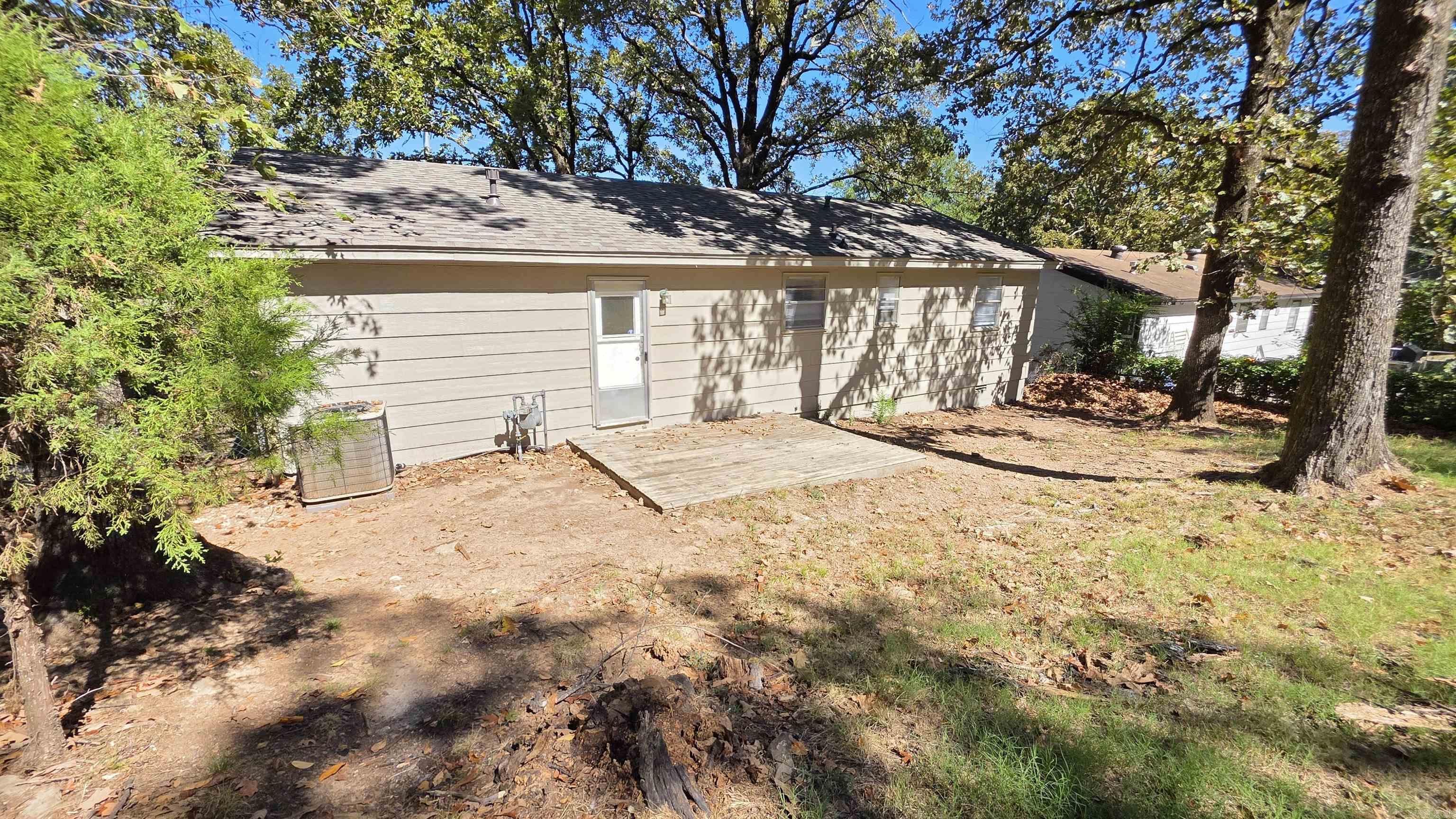 517 Libby Ln Property Photo 15