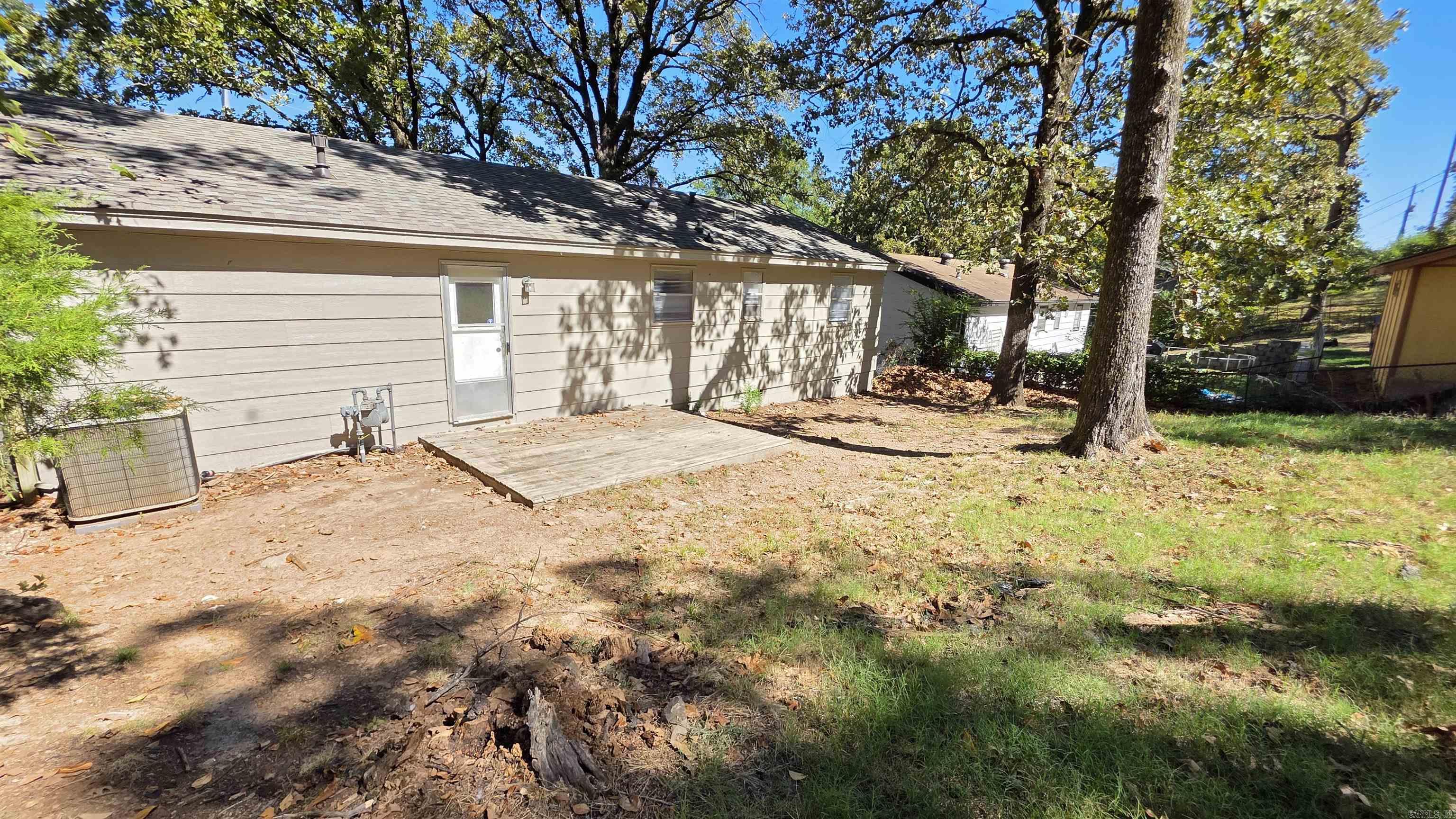 517 Libby Ln Property Photo 16