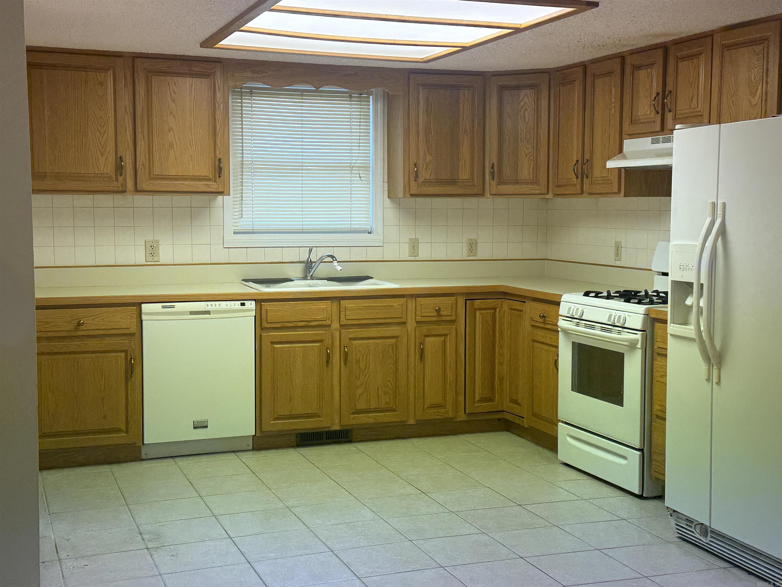 701 Elizabeth Dr Property Photo 2