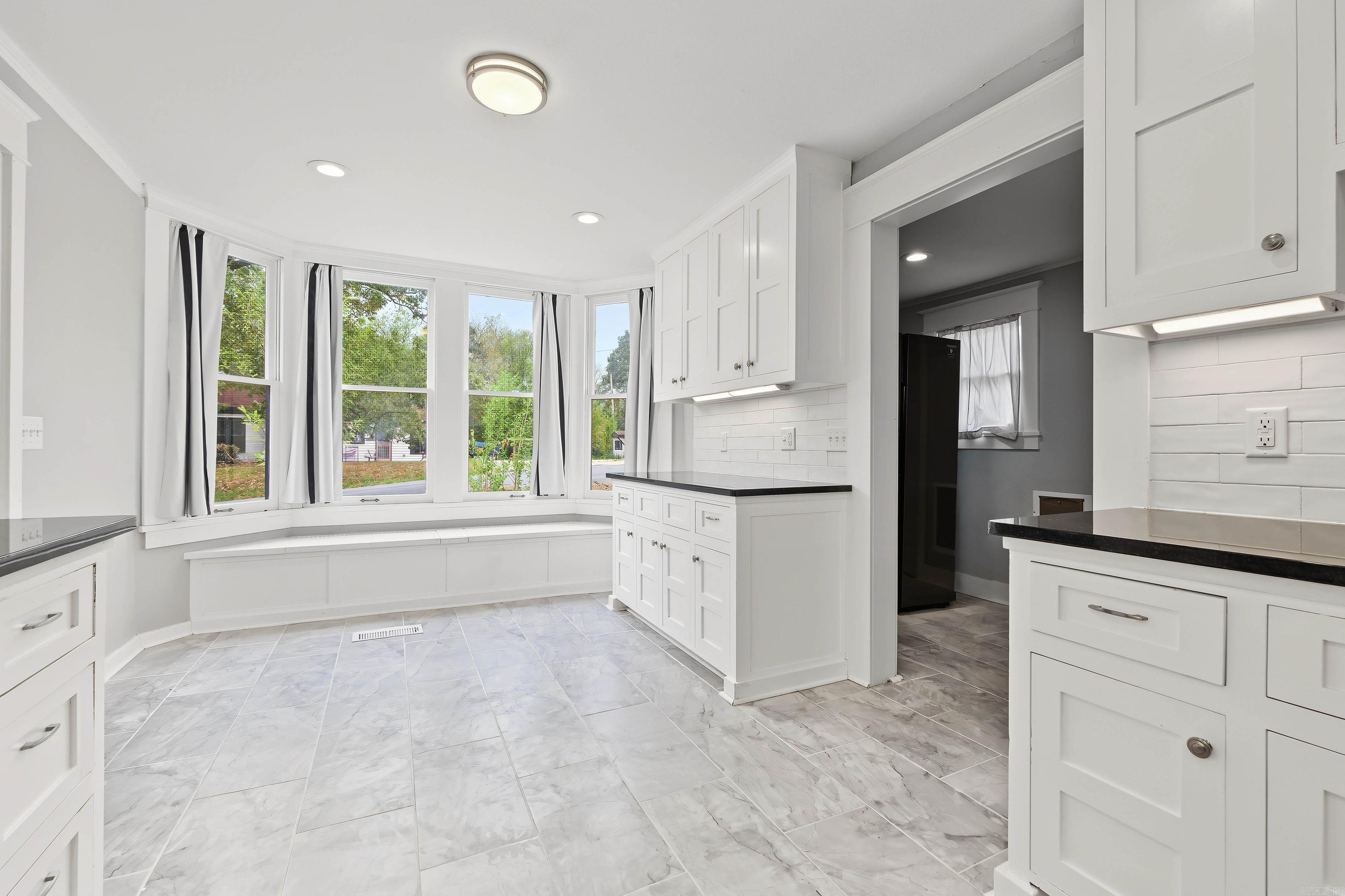 224 Johnson Street Property Photo 16