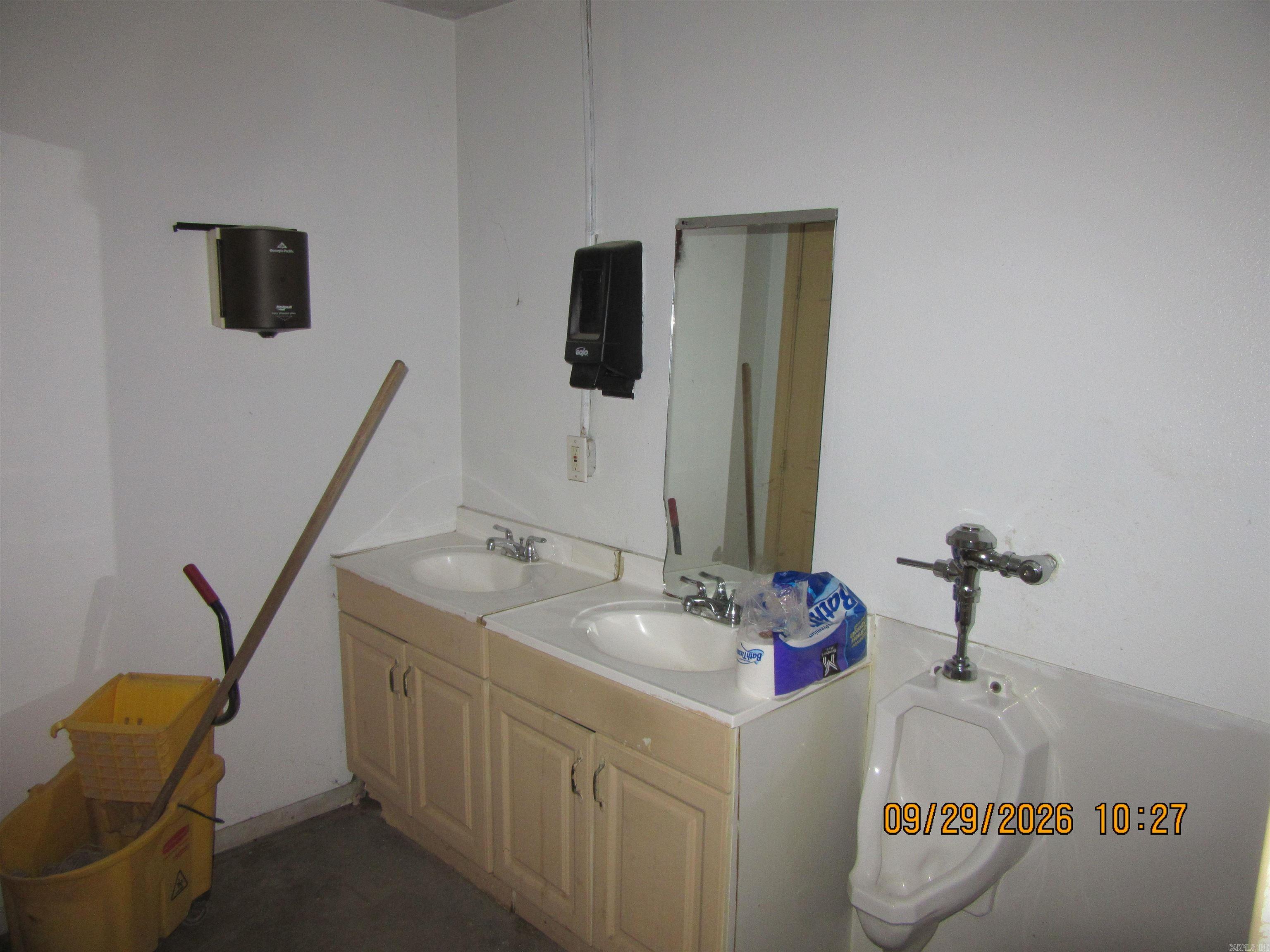 3521 Harris Property Photo 11
