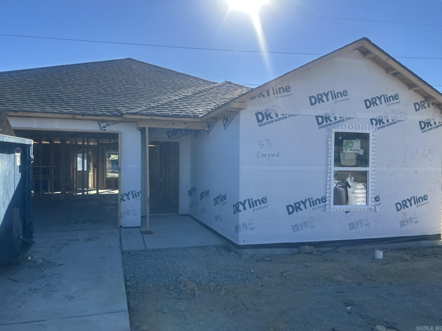 33 Vineyard Drive Property Photo 1